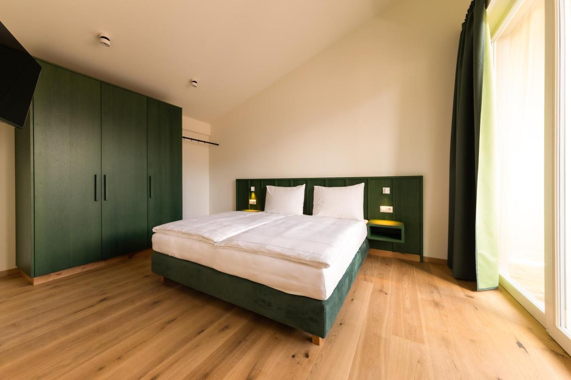 One-bedroom Loft Apartment 