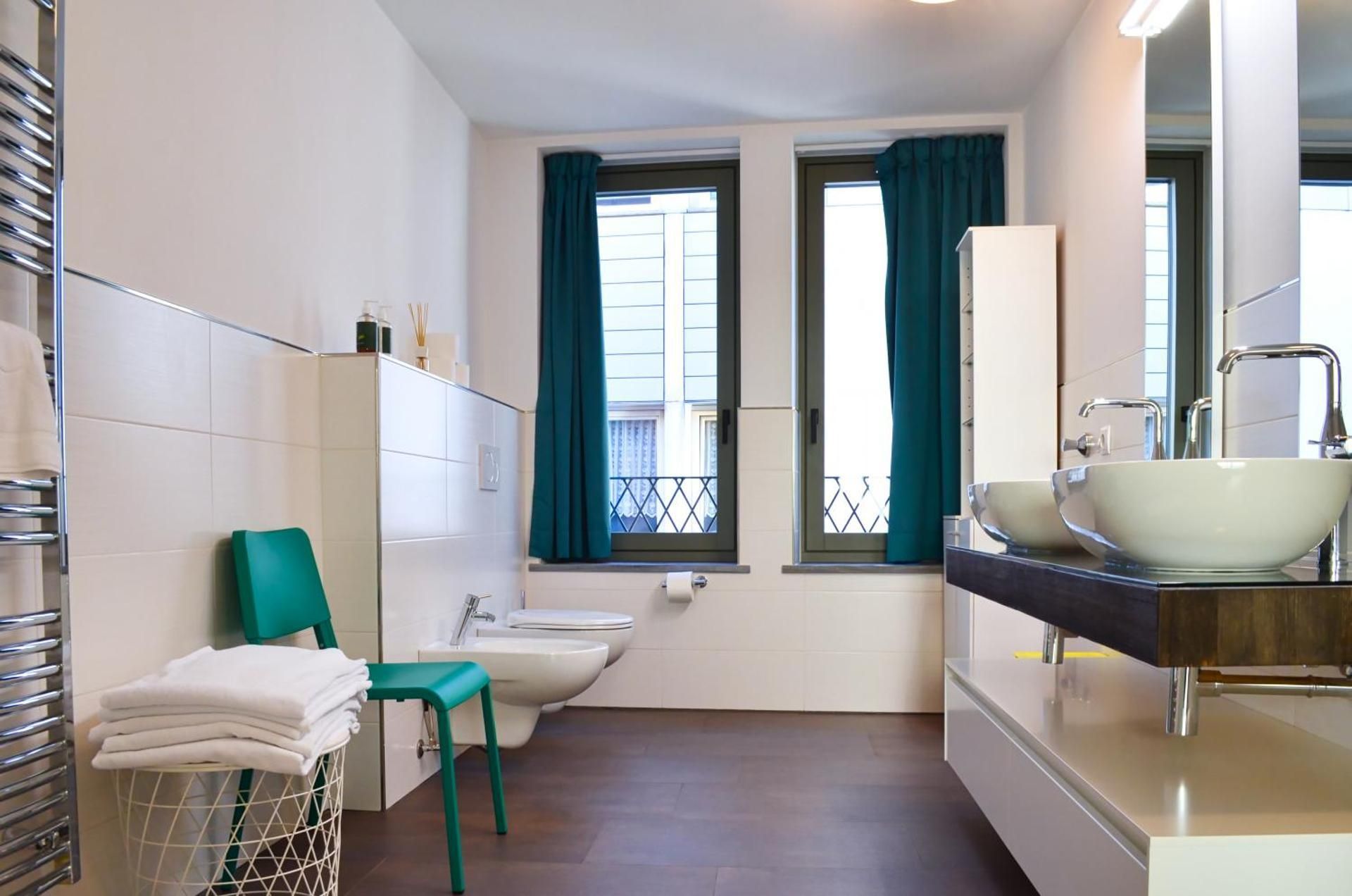 Deluxe Apartment