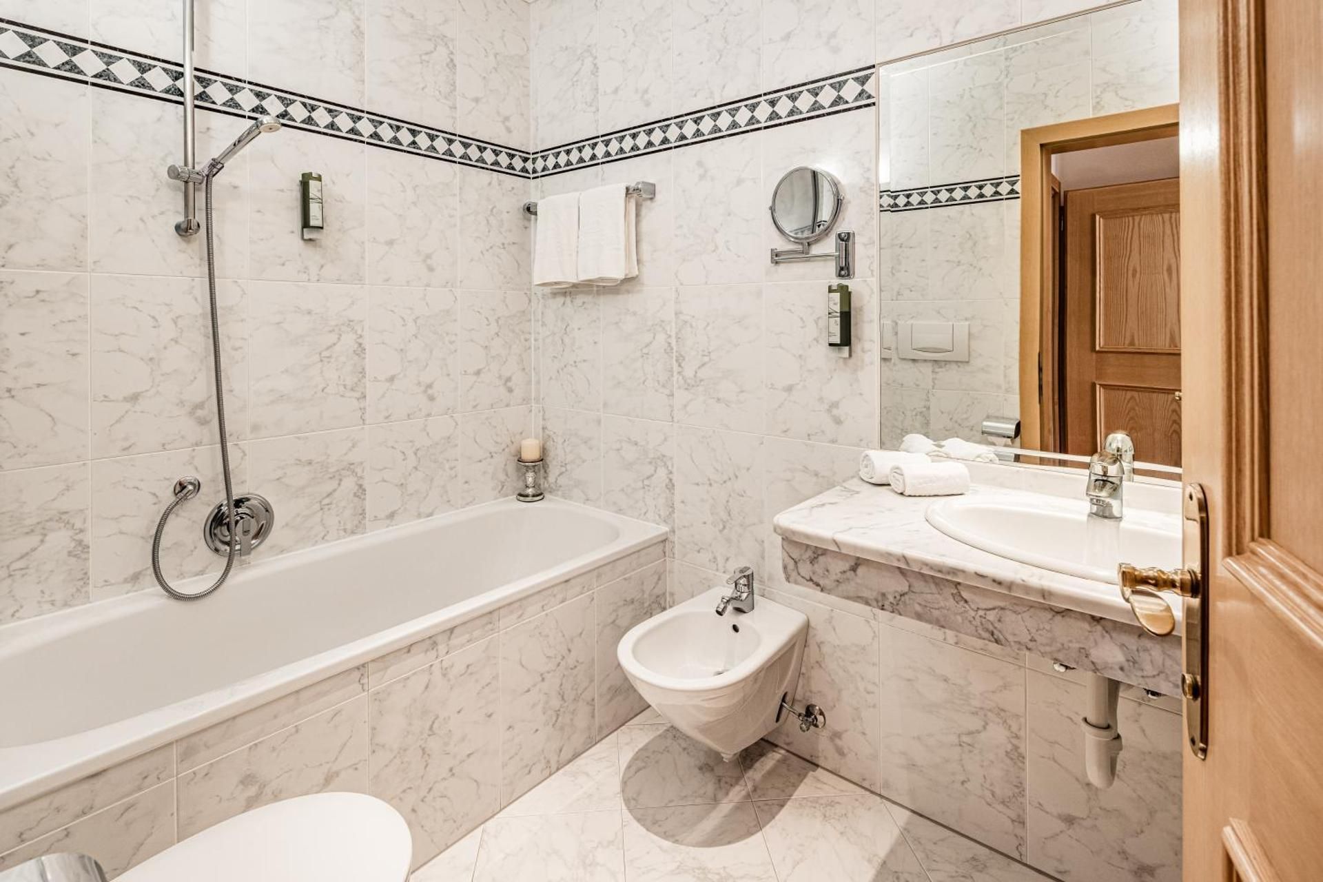 Classic Double Room