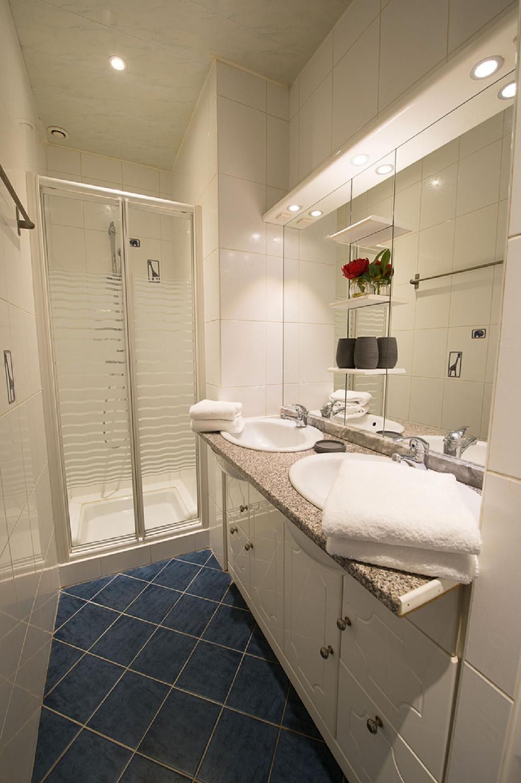 Apartment-Designer-Baudelaire T3-Ensuite-City View
