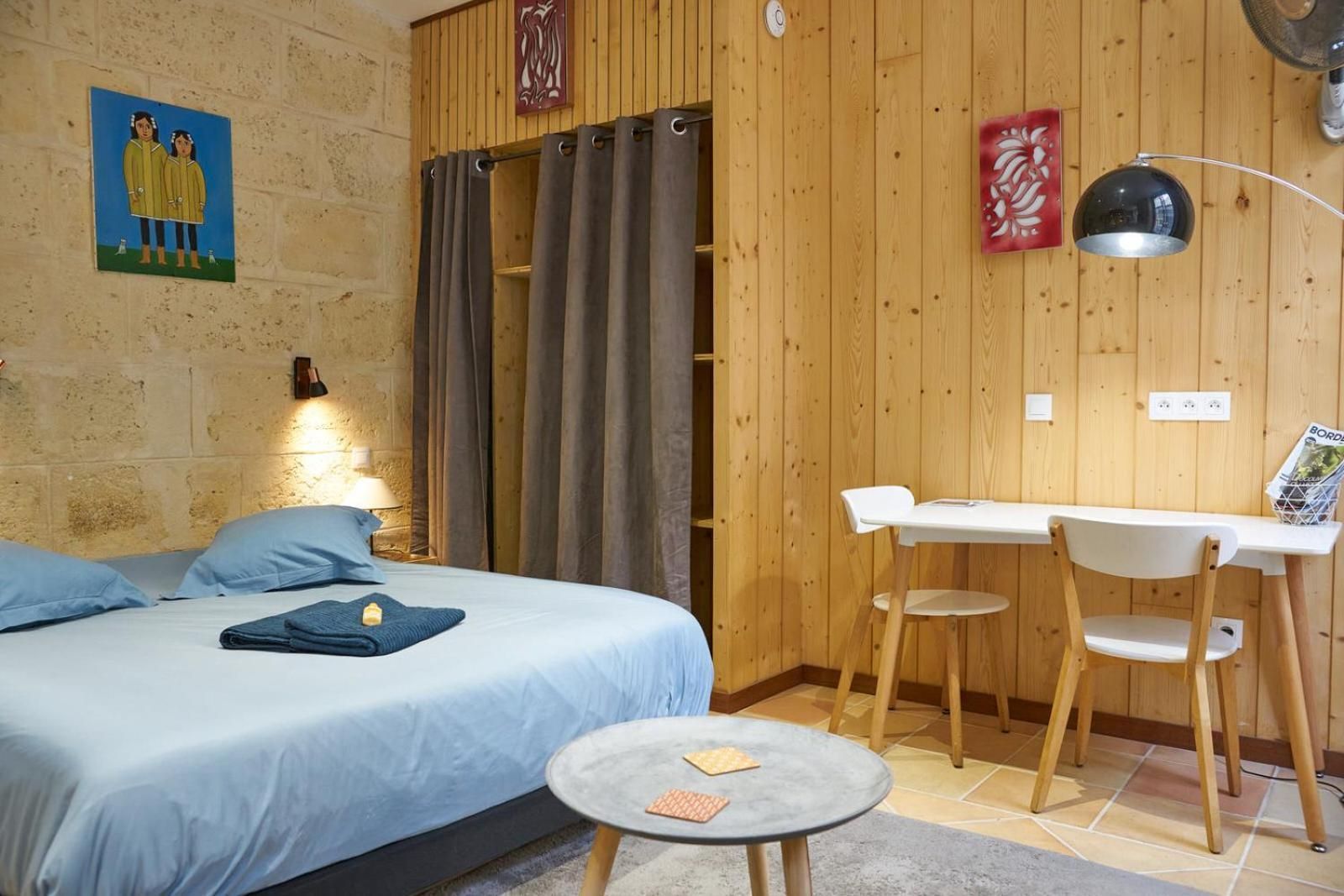Studio Apartment Le Mauriac