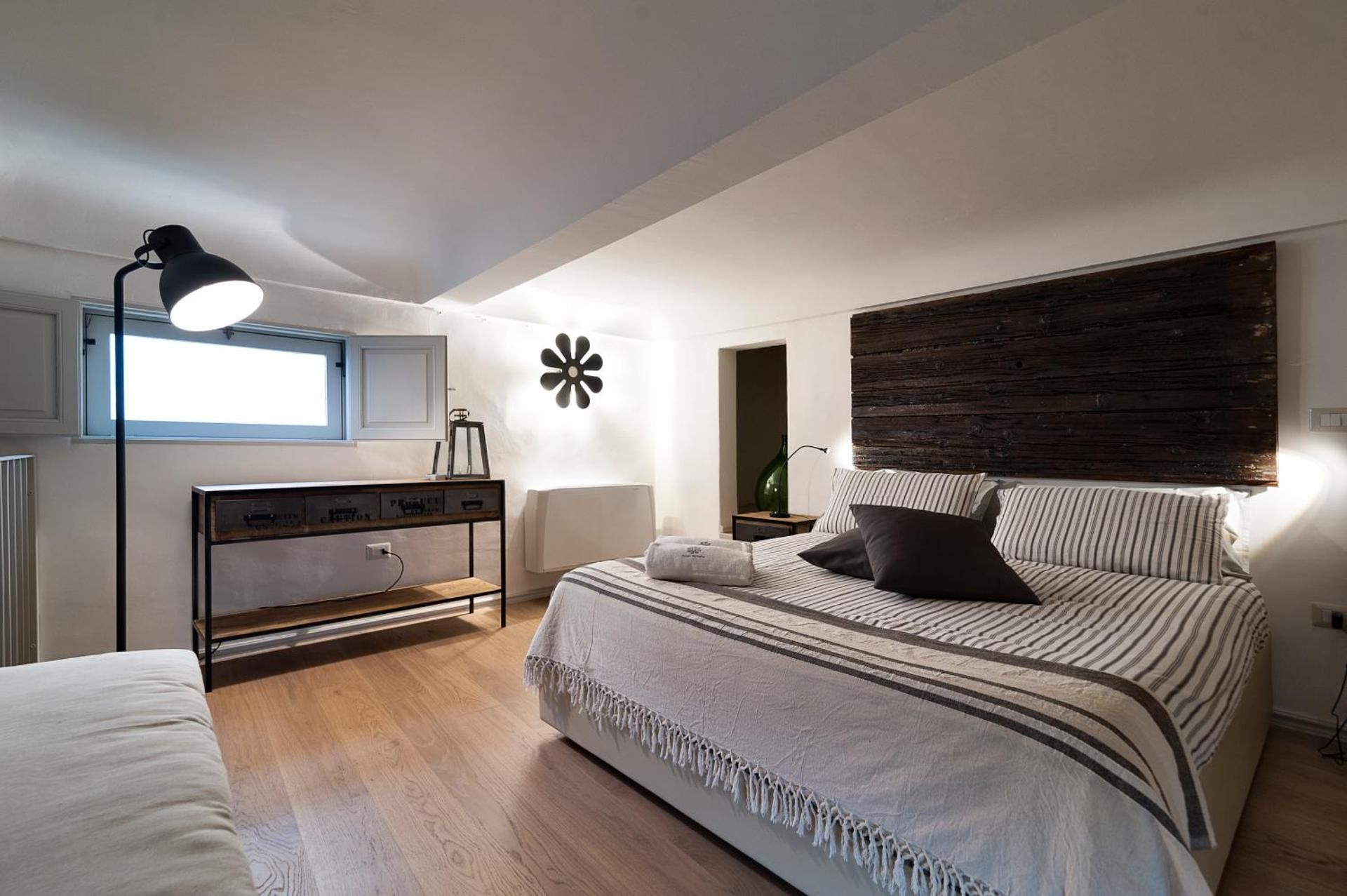 Deluxe Suite with Spa Bath