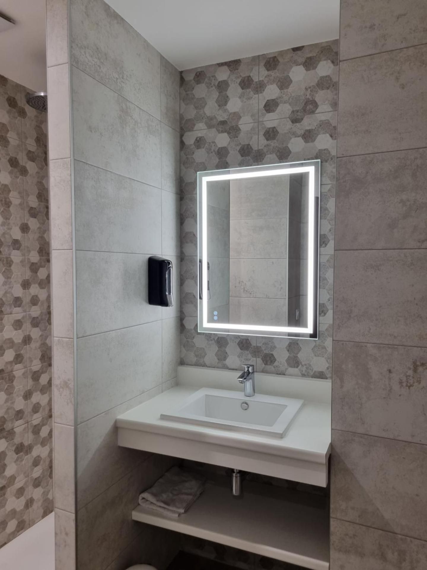 Bed in 6-Bed Mixed Dormitory Room