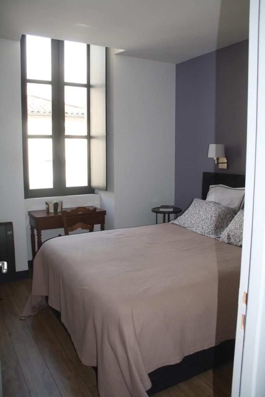 Double Room With external Bathroom and Toilet
