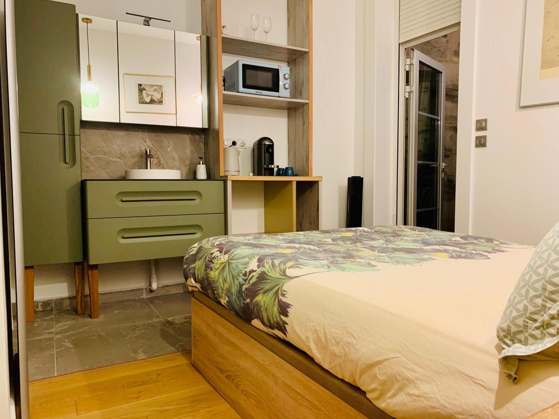 Double Room with Terrace 1