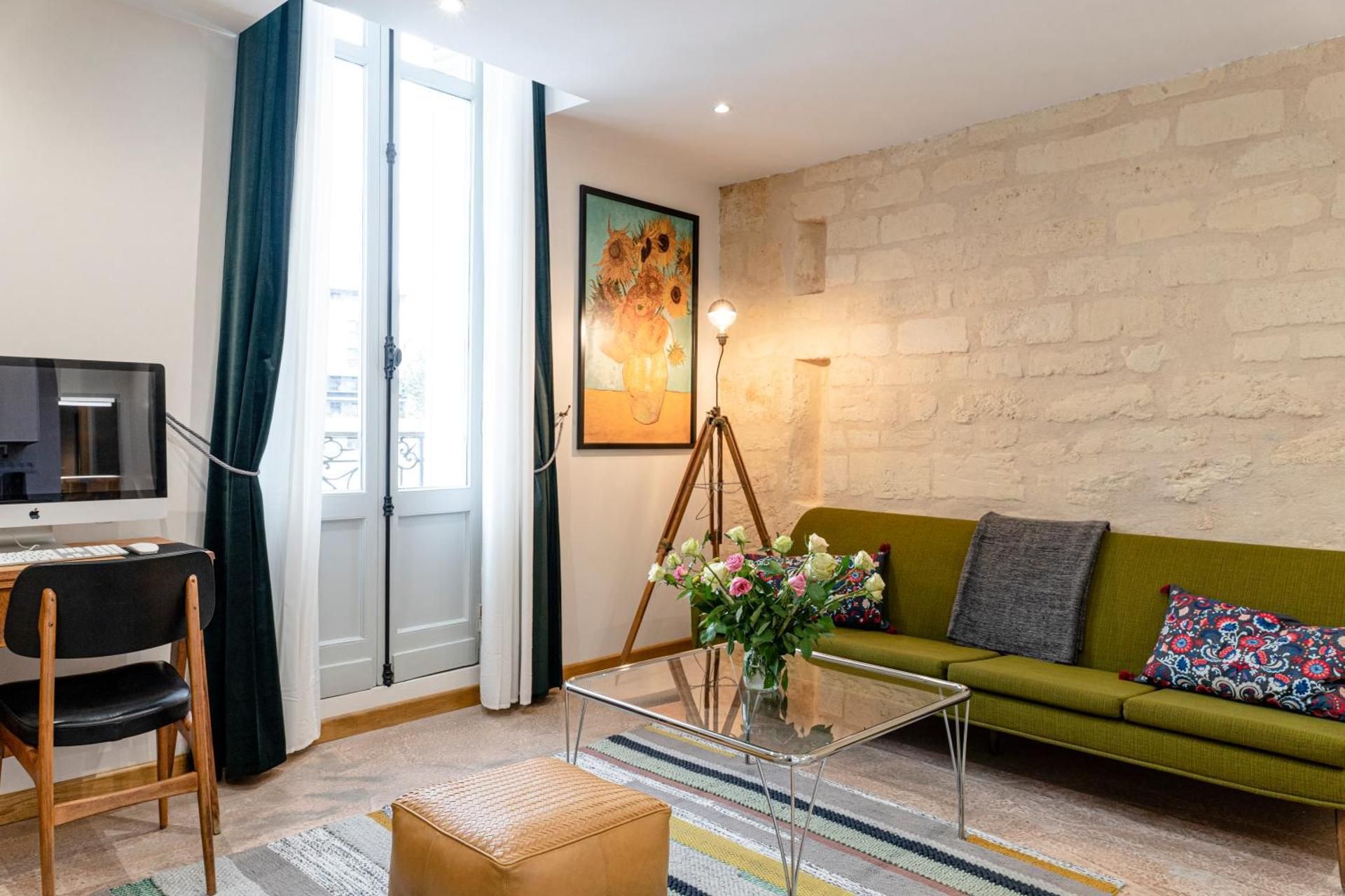 Hotel Particulier - Bordeaux St Jean Apartment with Balcony 2