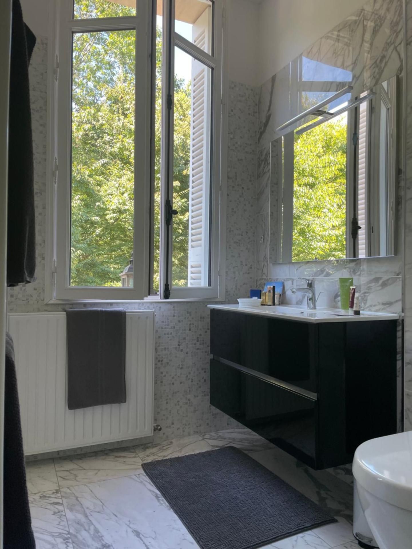 Deluxe Double Room with Shower