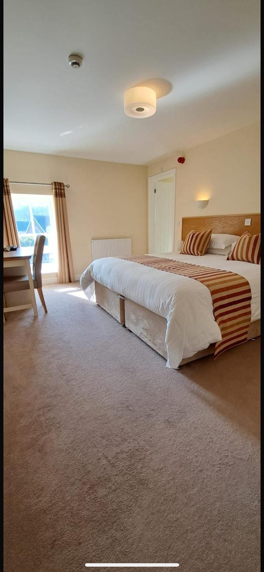 The Bedlinog Inn  King Room