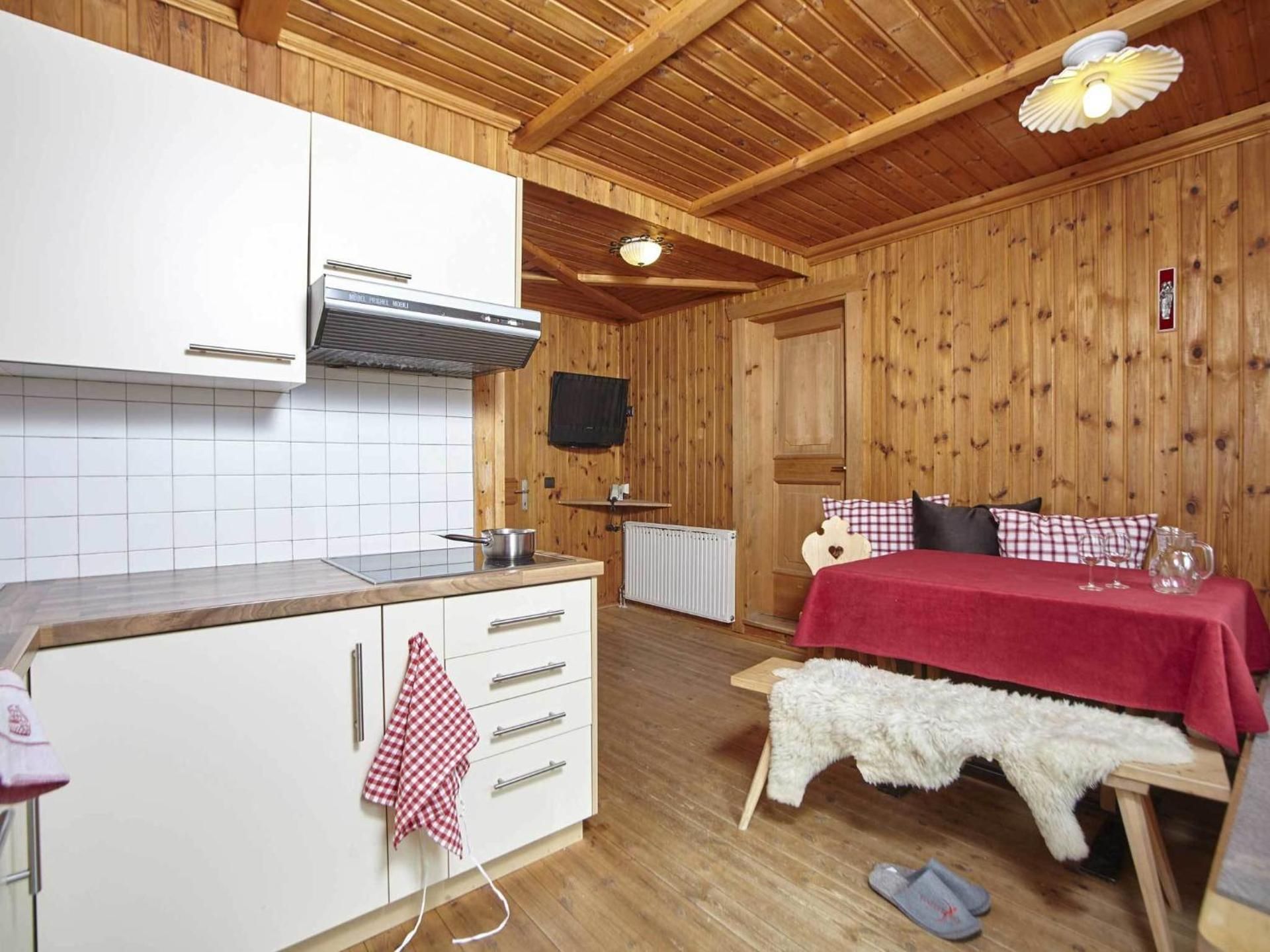 Two-Bedroom Apartment-Annex