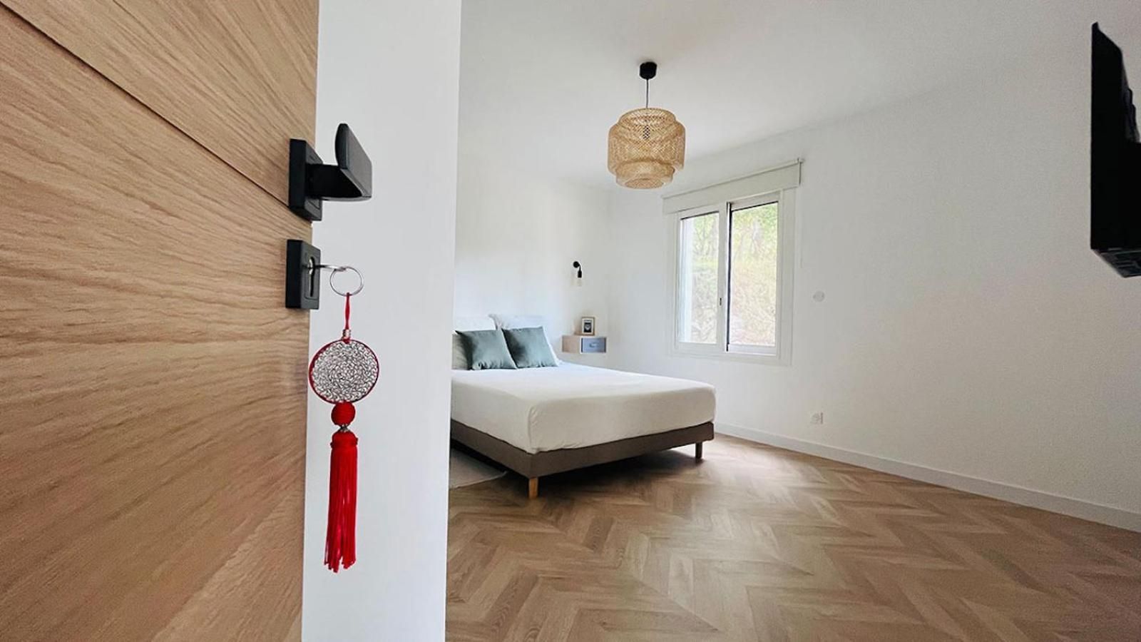 Deluxe Queen Room