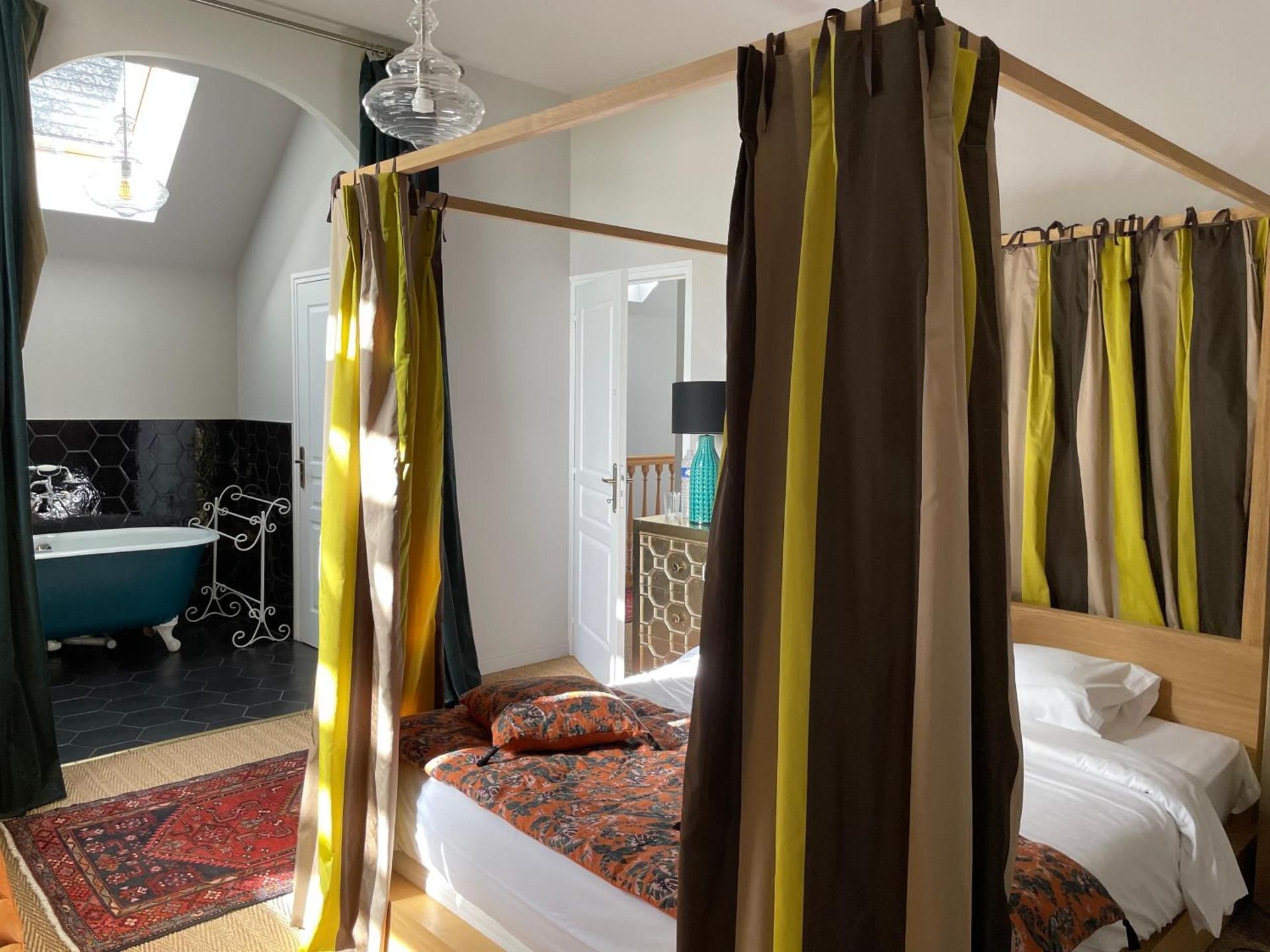 Deluxe Double Room with Bath