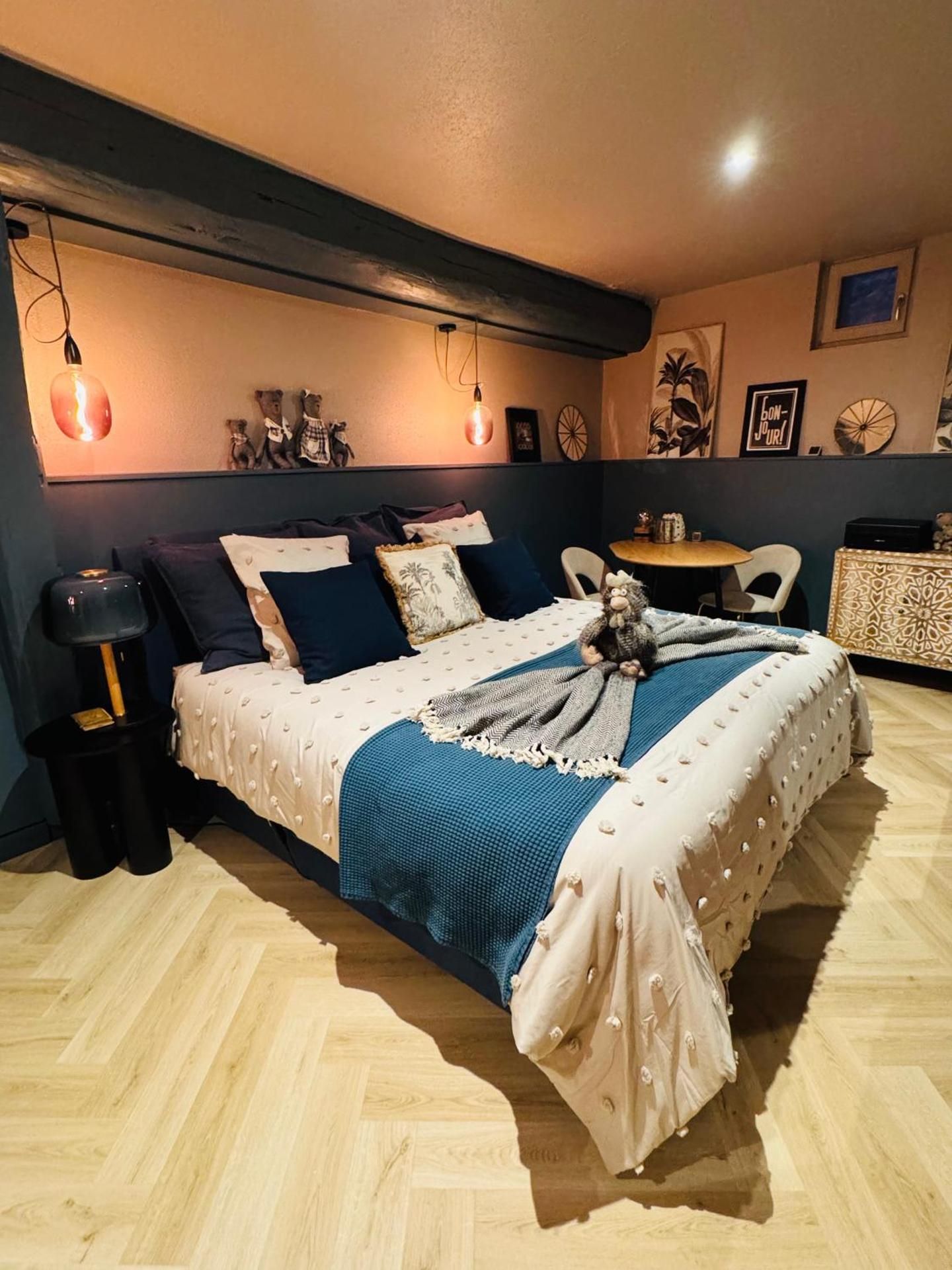 One-Bedroom Suite
