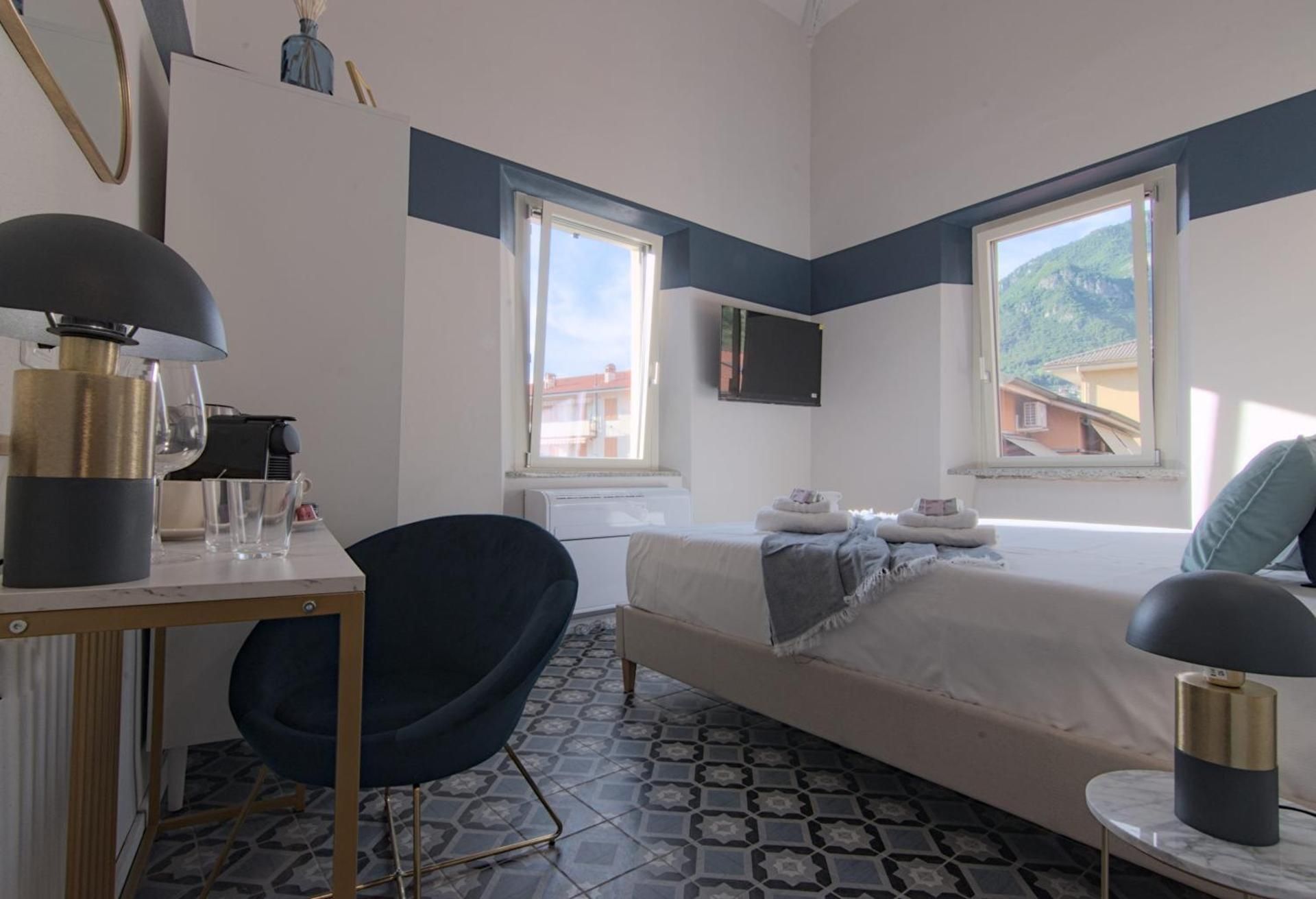 King Room with Mountain View