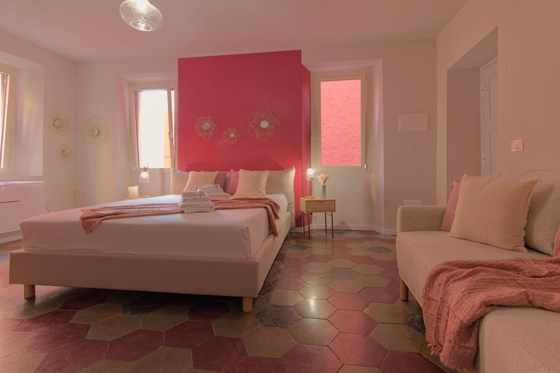 Deluxe Double Room with Extra Bed