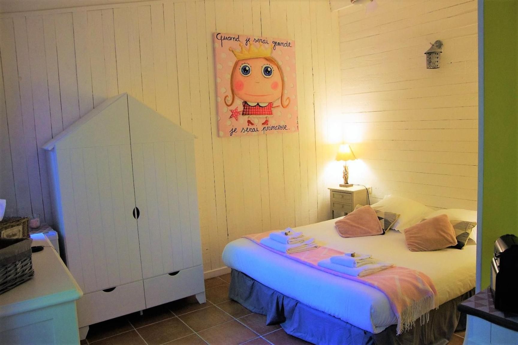 Deluxe Double or Twin Room with Garden View