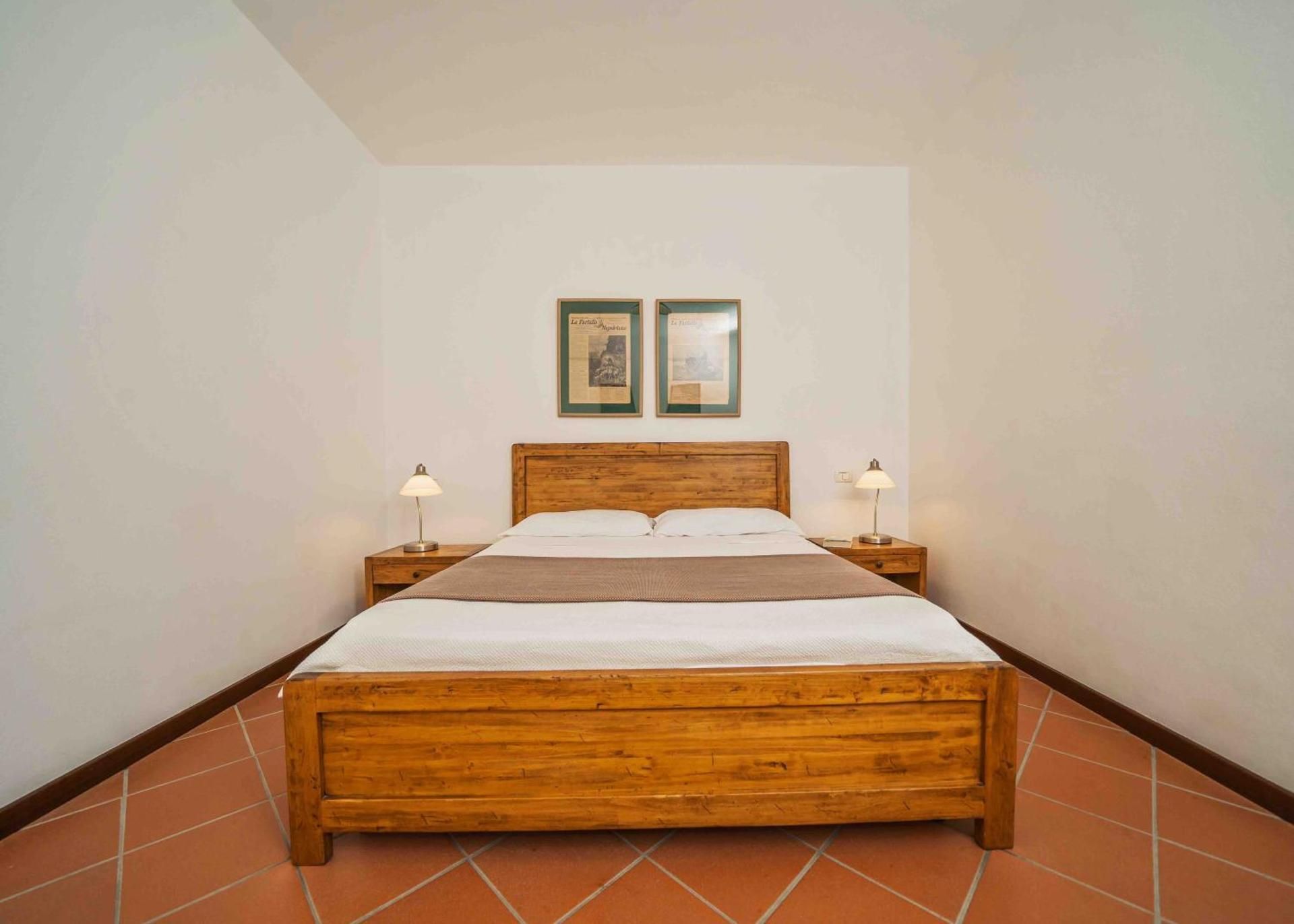 Large Double or Twin Room