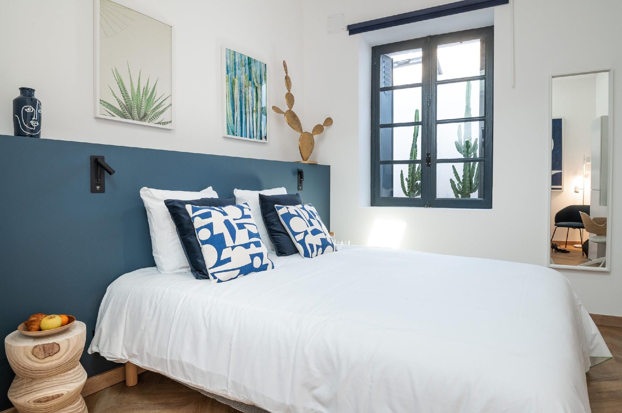 La Maison de Jean by Maison Bacou Pierre-Design-Double-Vue sur Jardin-Douche