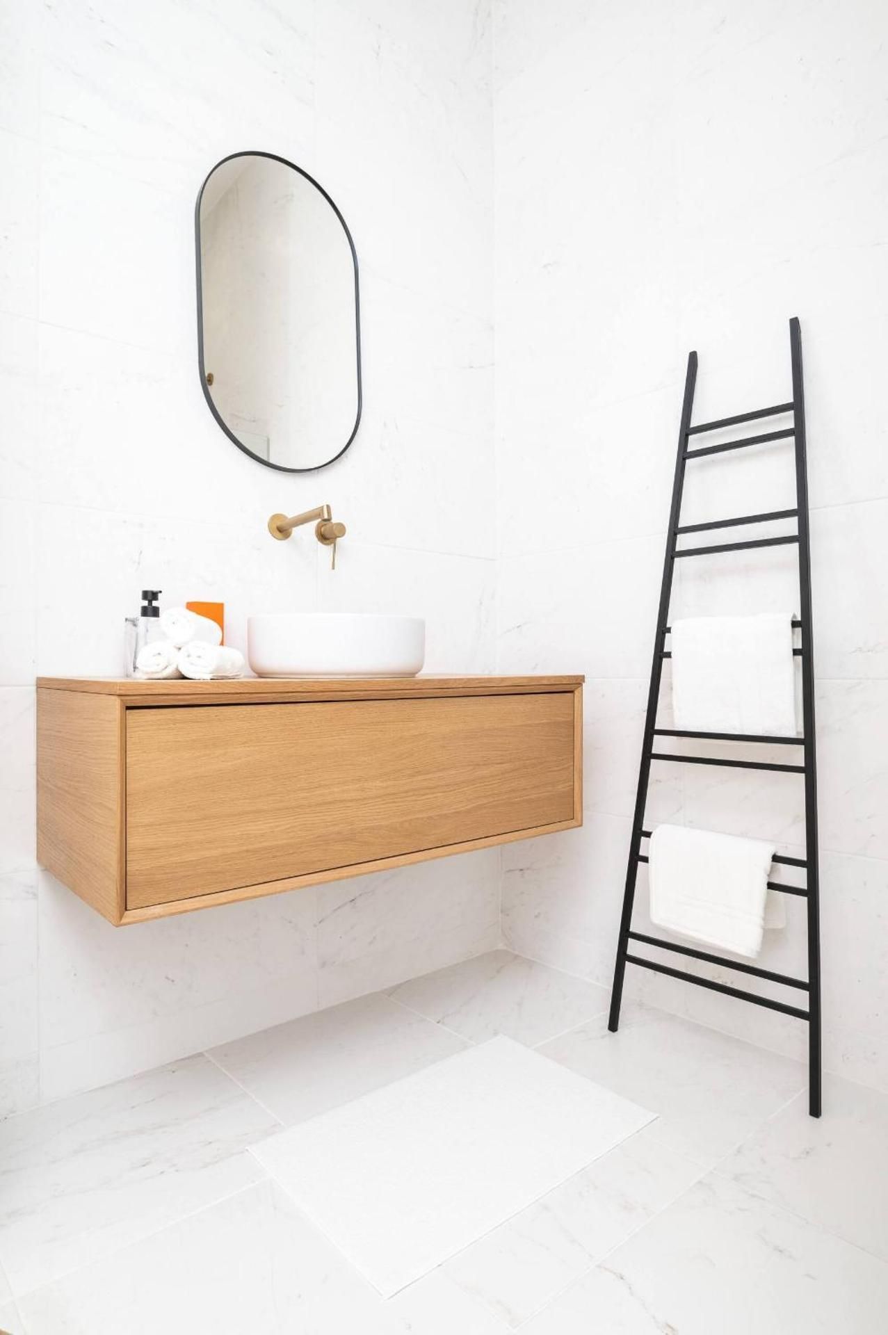 Jean-Double-de Luxe-Douche-Vue historique