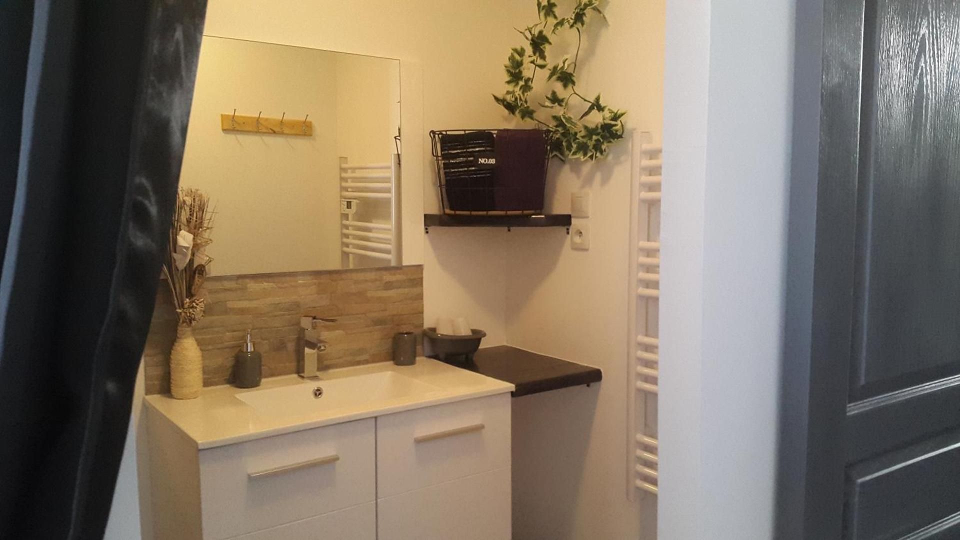 Large Double Room