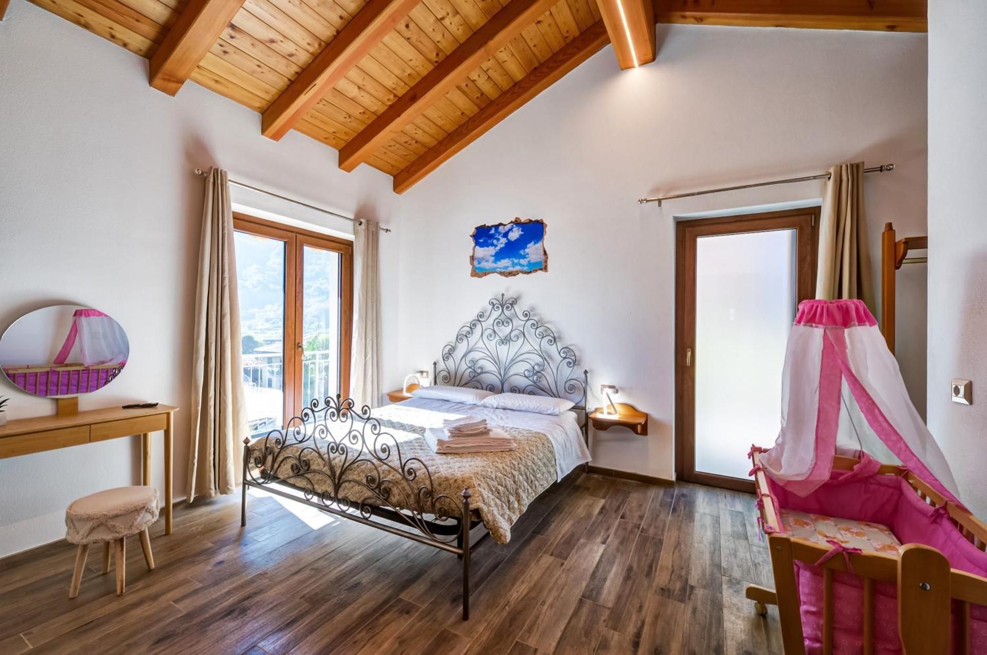 Triple Room with Bathroom