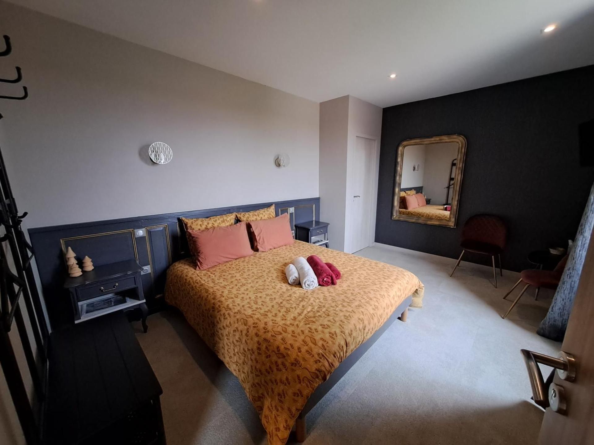 Double Room with Pool View