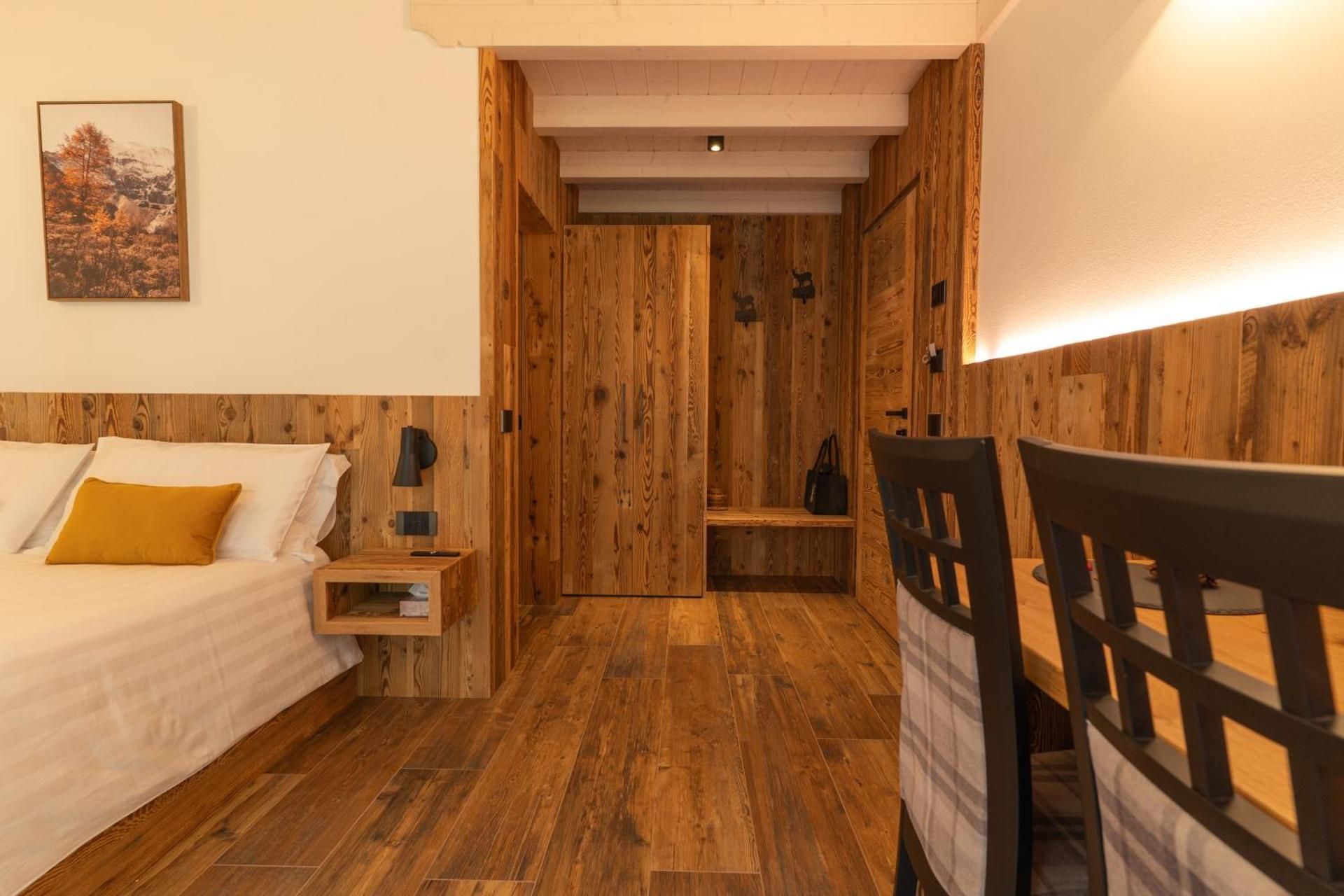 Double Room with Mountain View