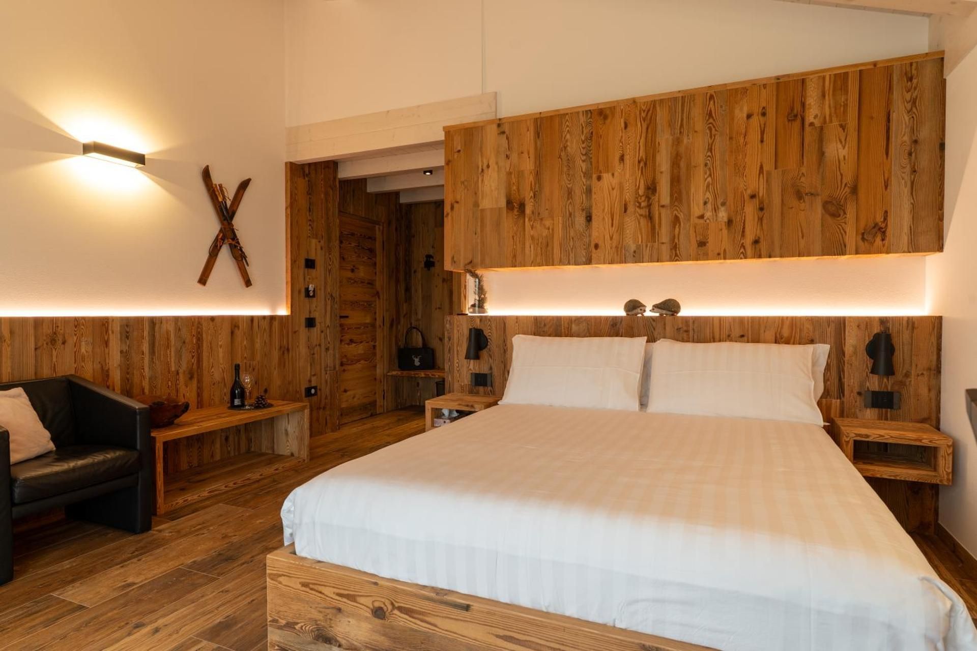 King Room with Spa Bath