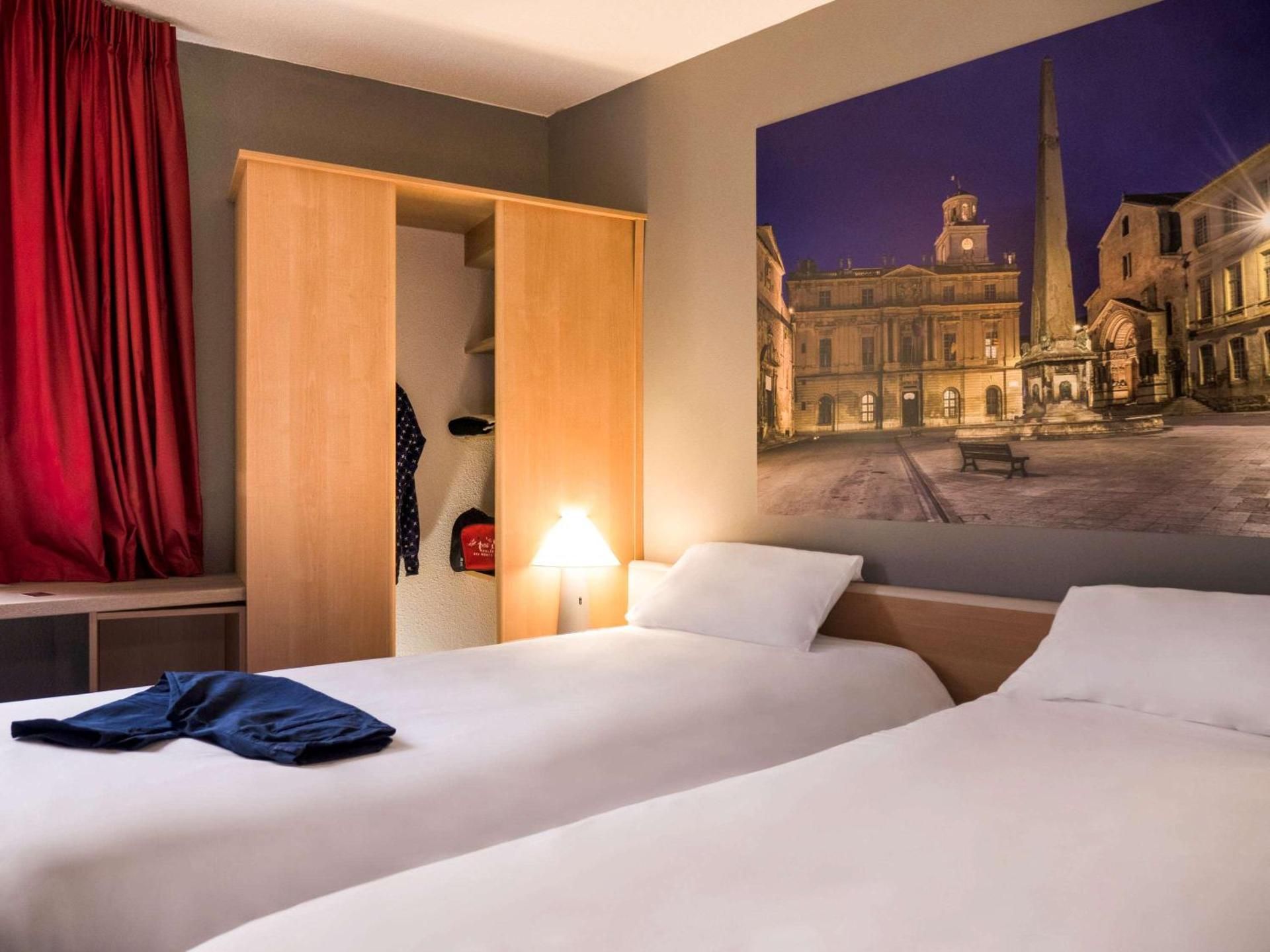 ibis Arles Standard Twin Room