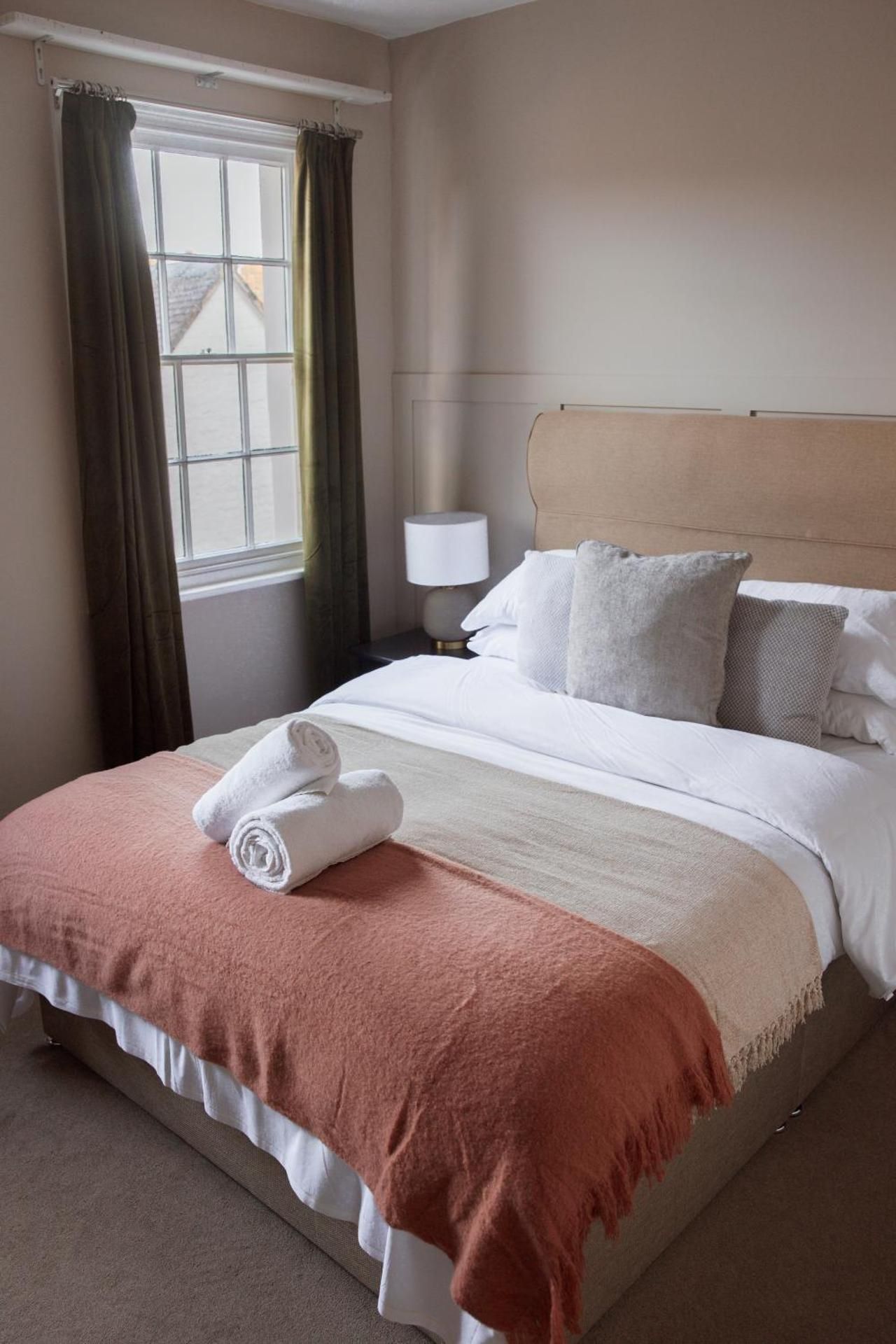 Standard King Room