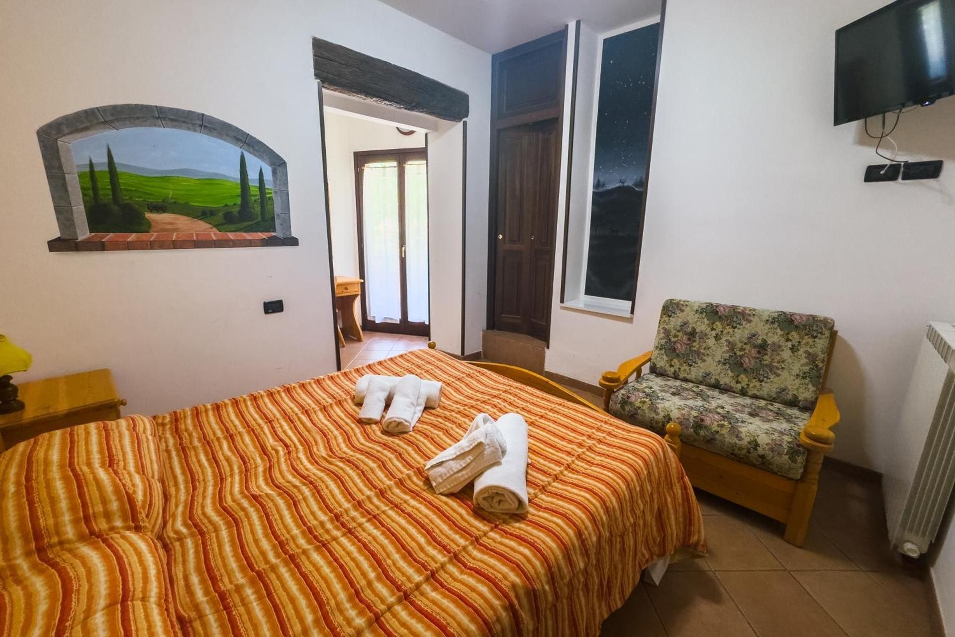 Double Room with Private Bathroom
