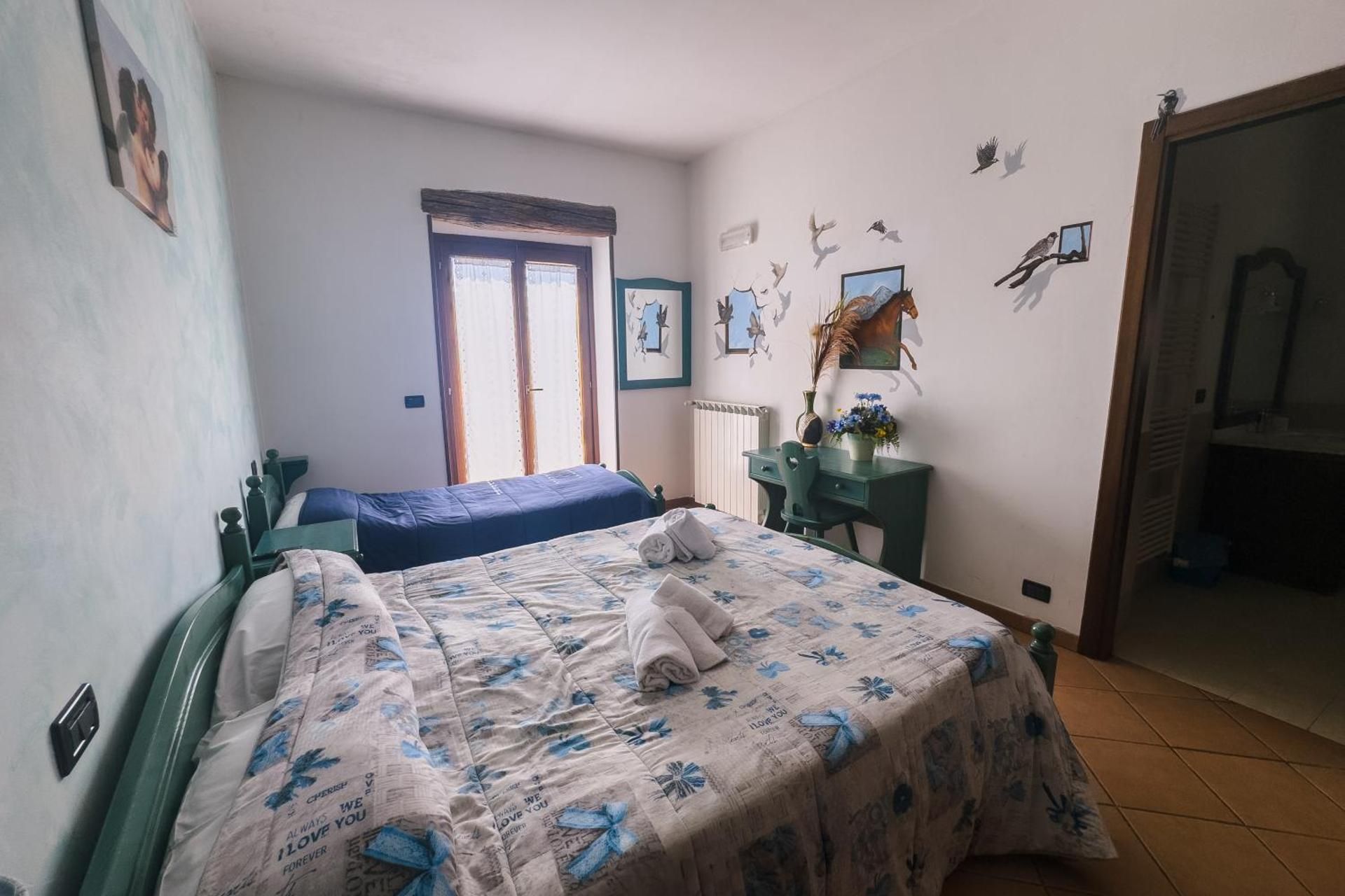 Triple Room with Private Bathroom