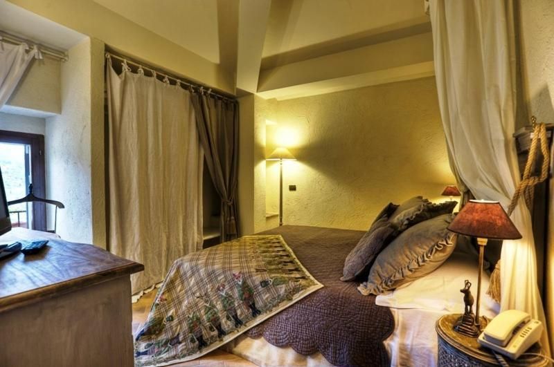 One-Bedroom Apartment (2 Adults)