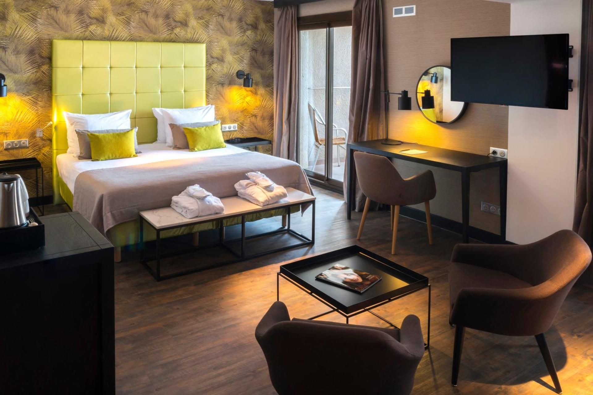 Family Suite with Balcony