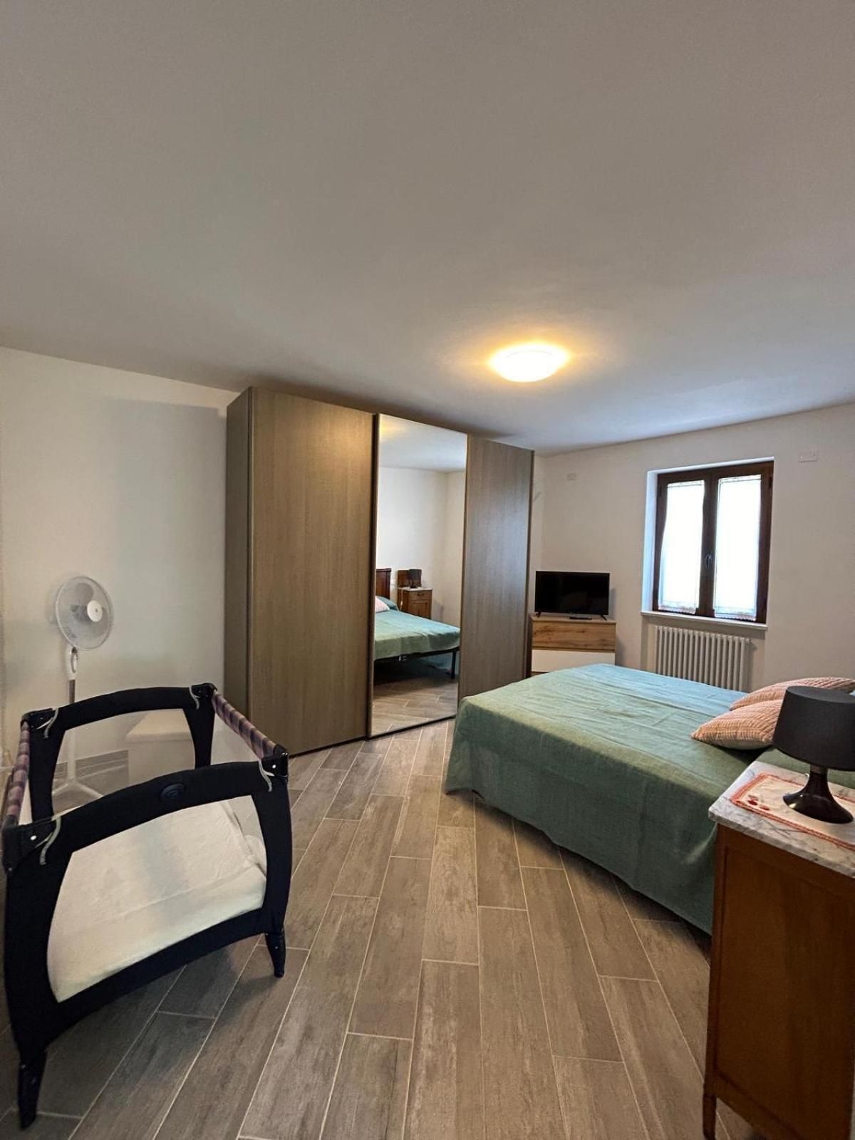 Deluxe Double Room (2 Adults + 1 Child)
