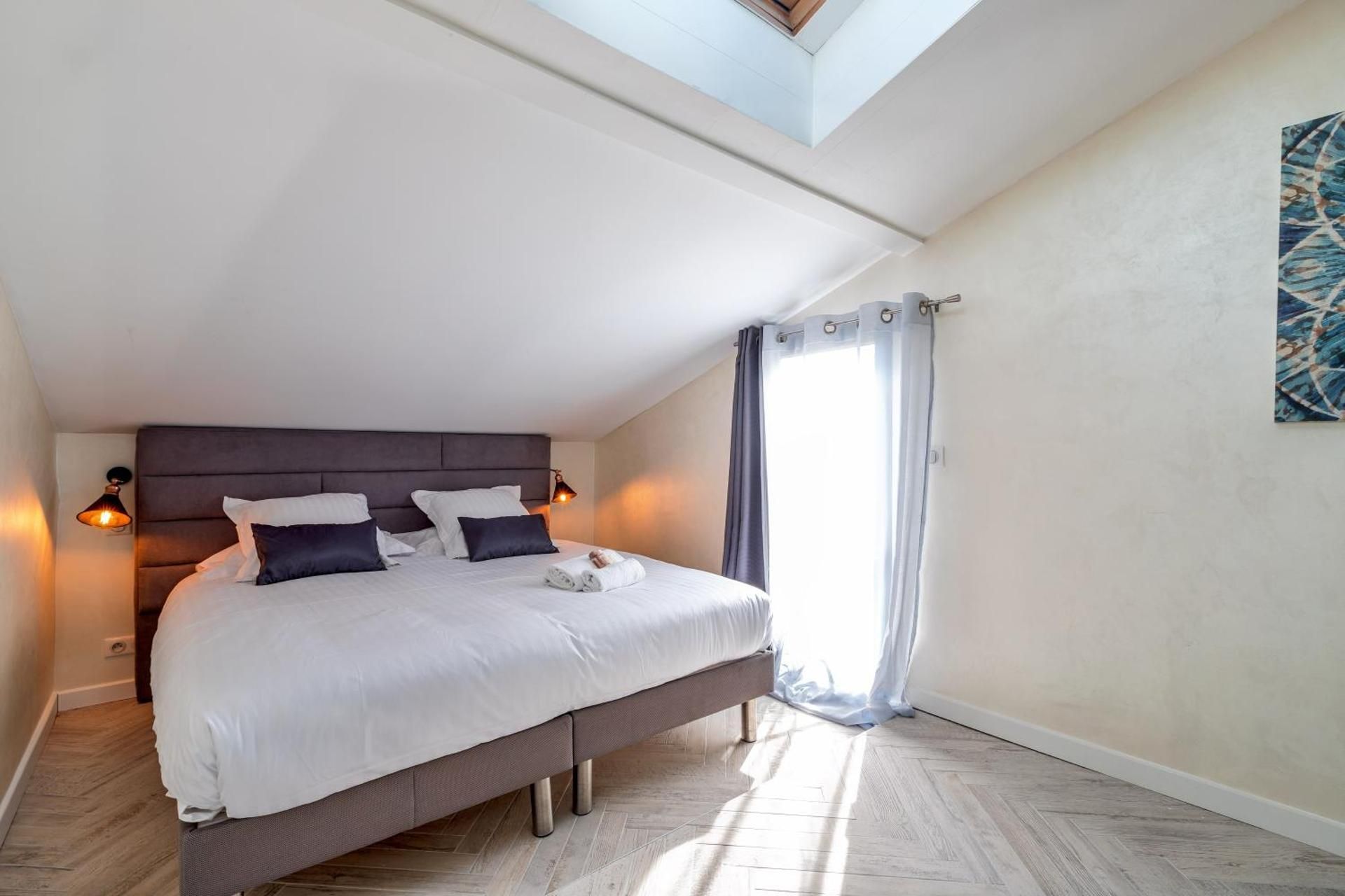 Residence Provencal - Luxurious - 300m Palais - LRA CANNES STAR - Apartment with Sea View, Terrace, Jacuzzi and Retractable Roof