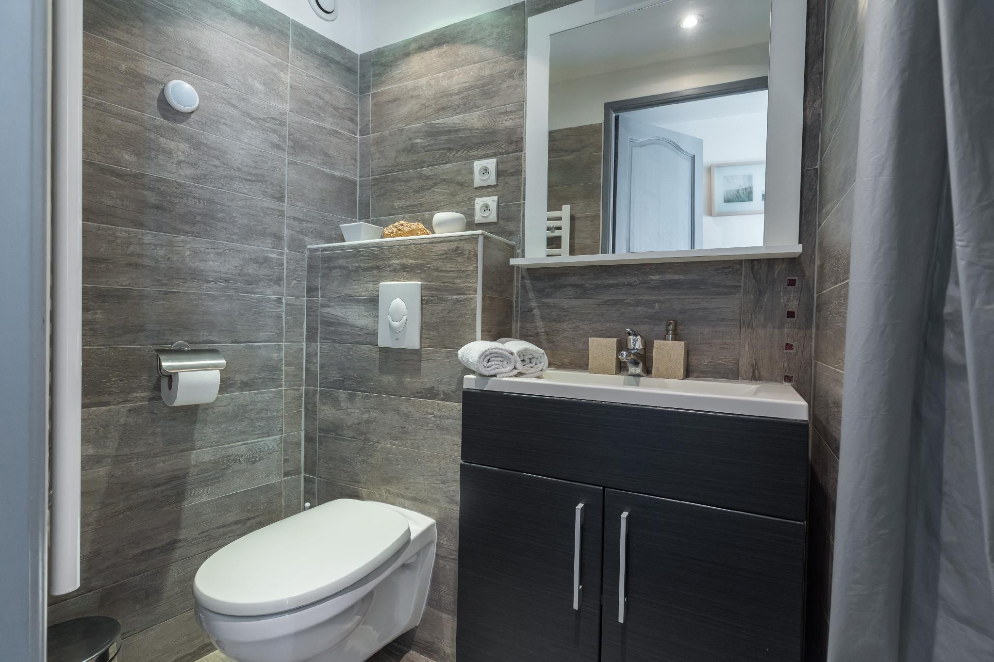 Florella Marechal Joffre Studio with Terrace 2