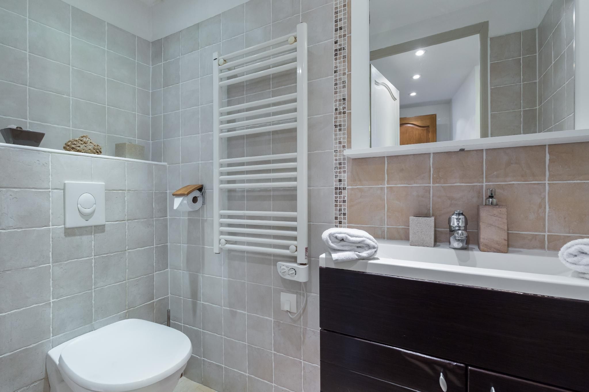 Florella Marechal Joffre Two-Bedroom Apartment 2