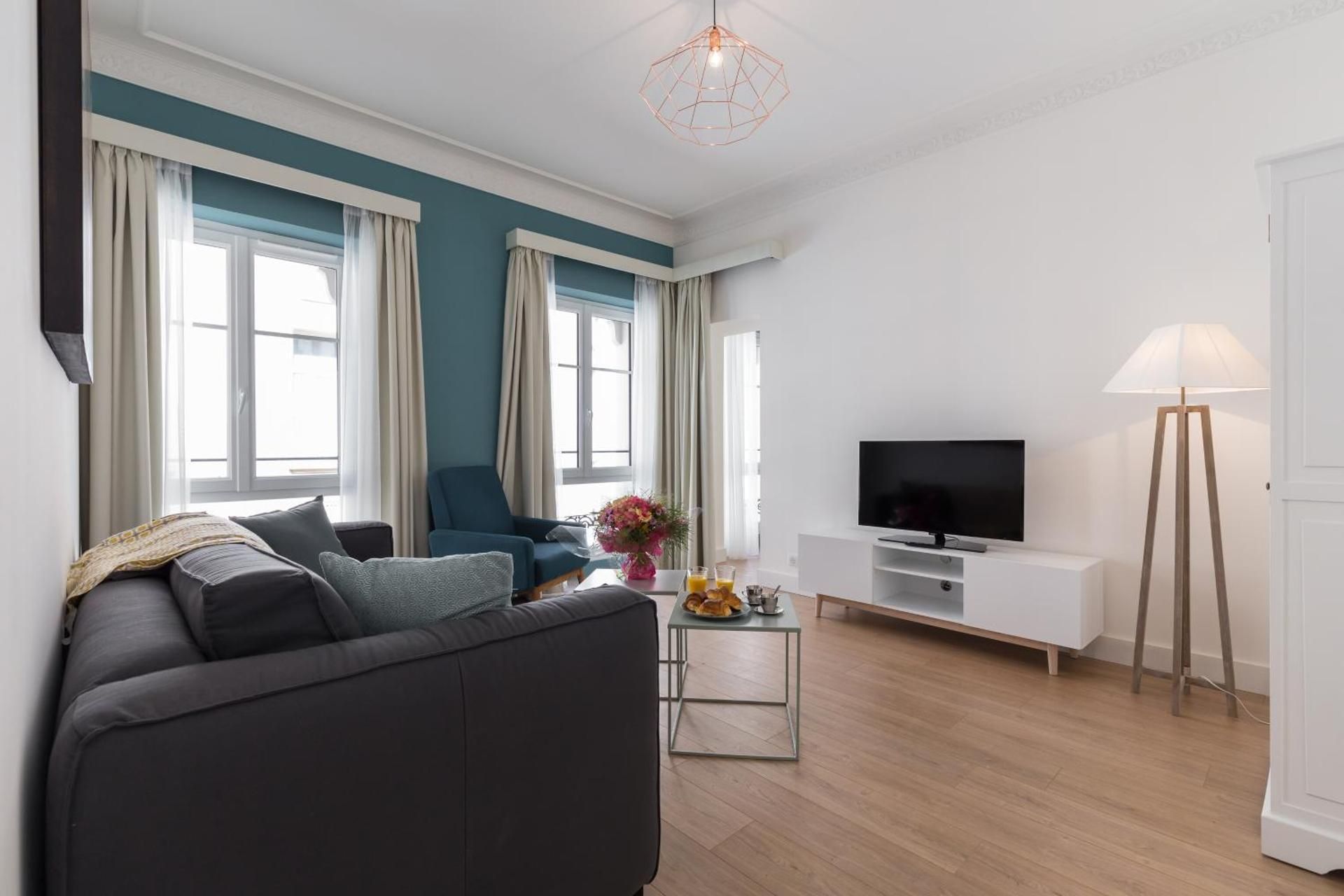 Florella Antibes Apartment Two-Bedroom Apartment 2