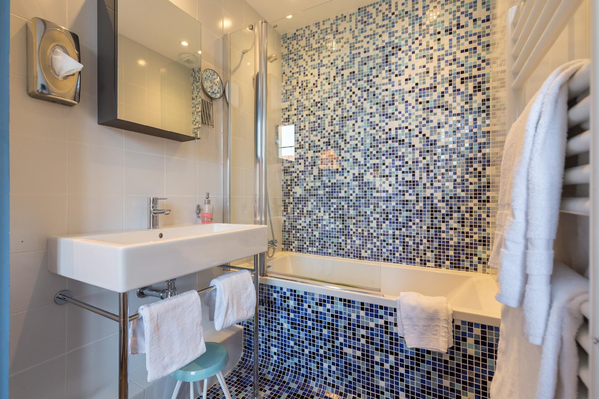 Florella Jean Jaures Apartment One-Bedroom Apartment