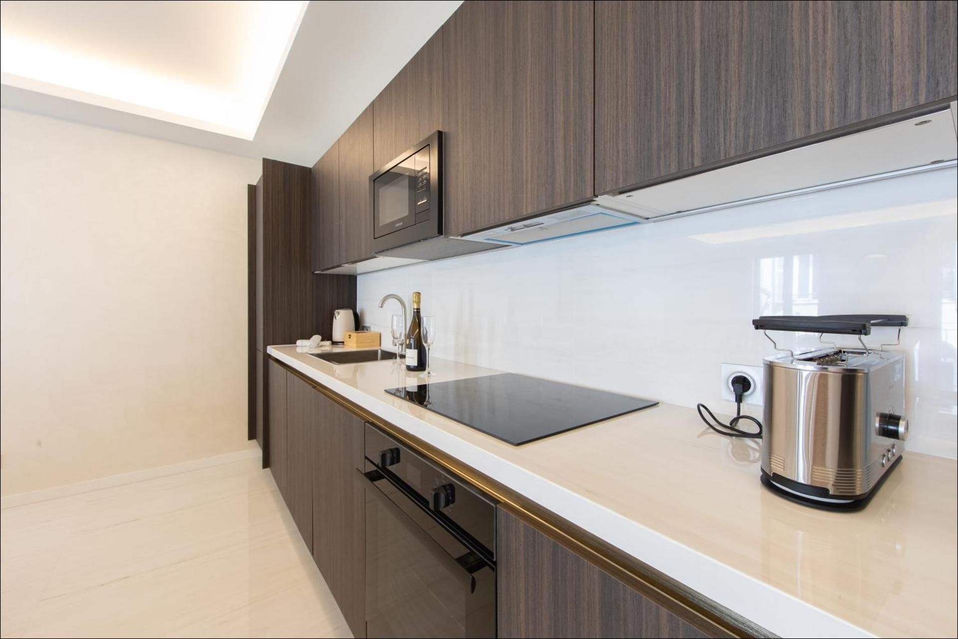 NAOS - Three-Bedroom Suite with balcony