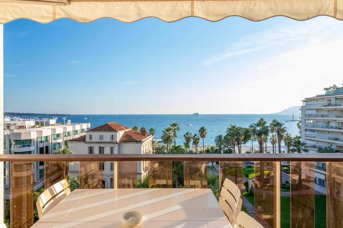 Sea view Studio with Terrace 6