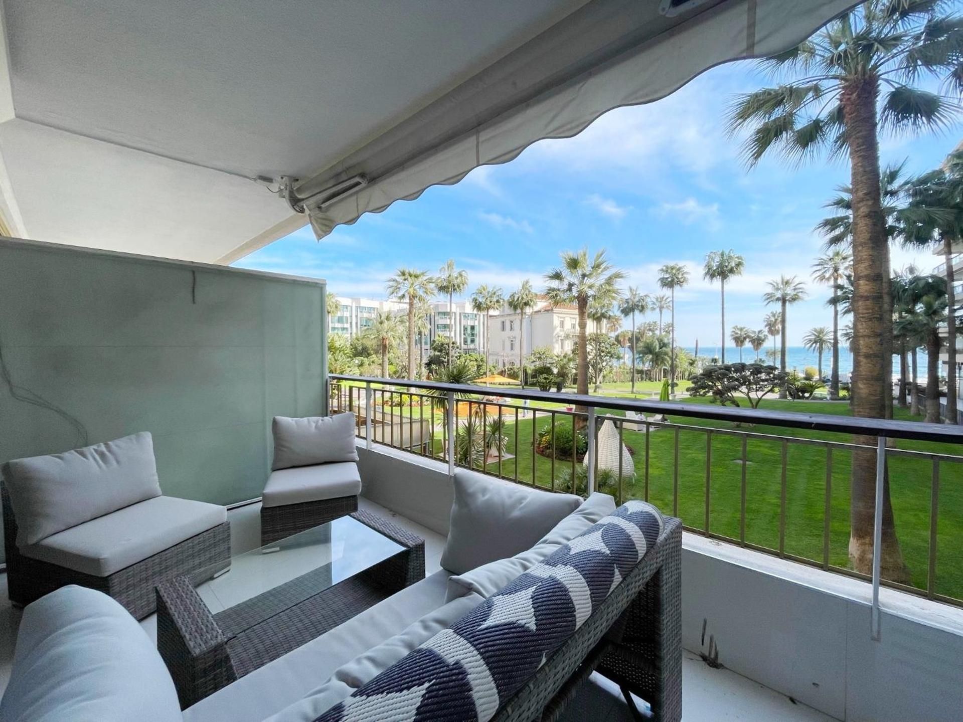 Apartment with Sea View
