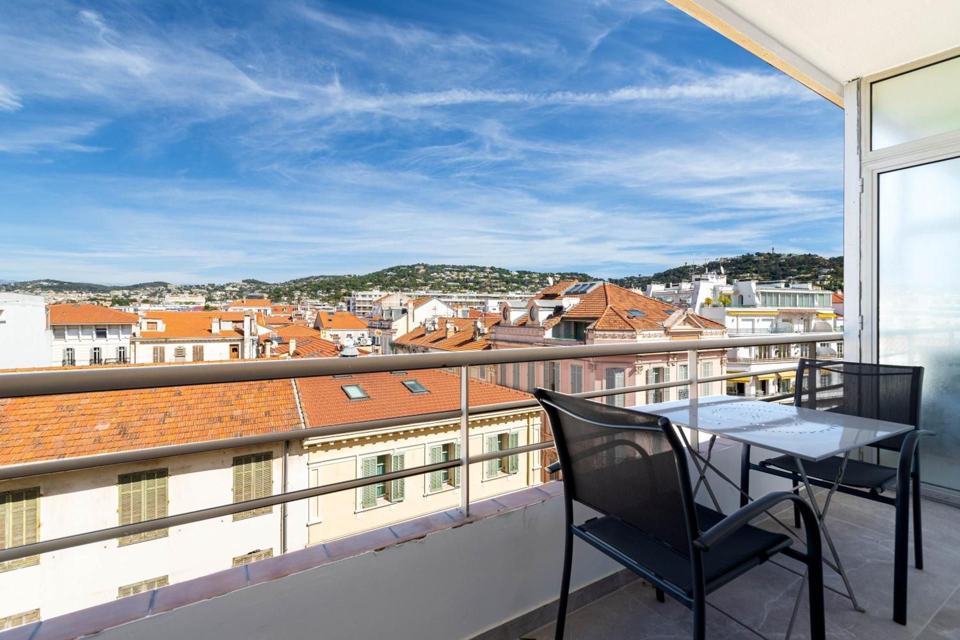 City view Studio with Terrace 13