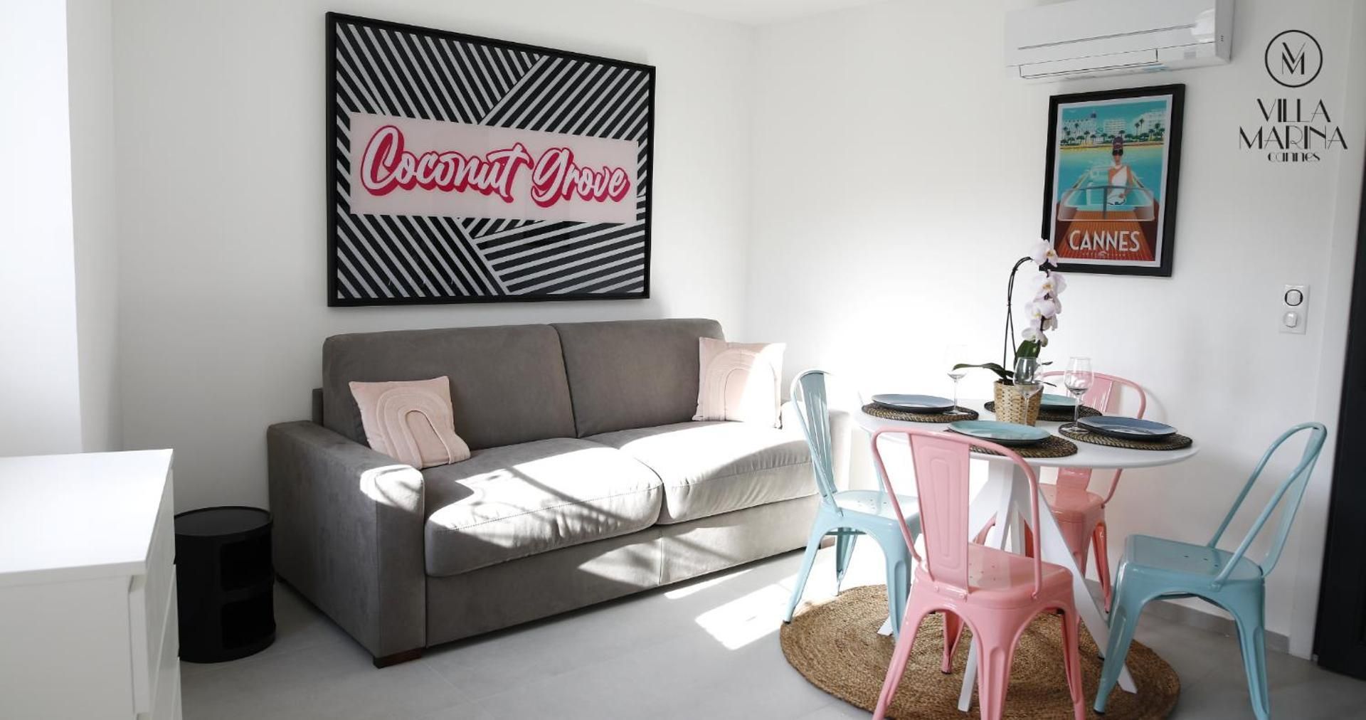 "COCONUT GROVE" - Terrace