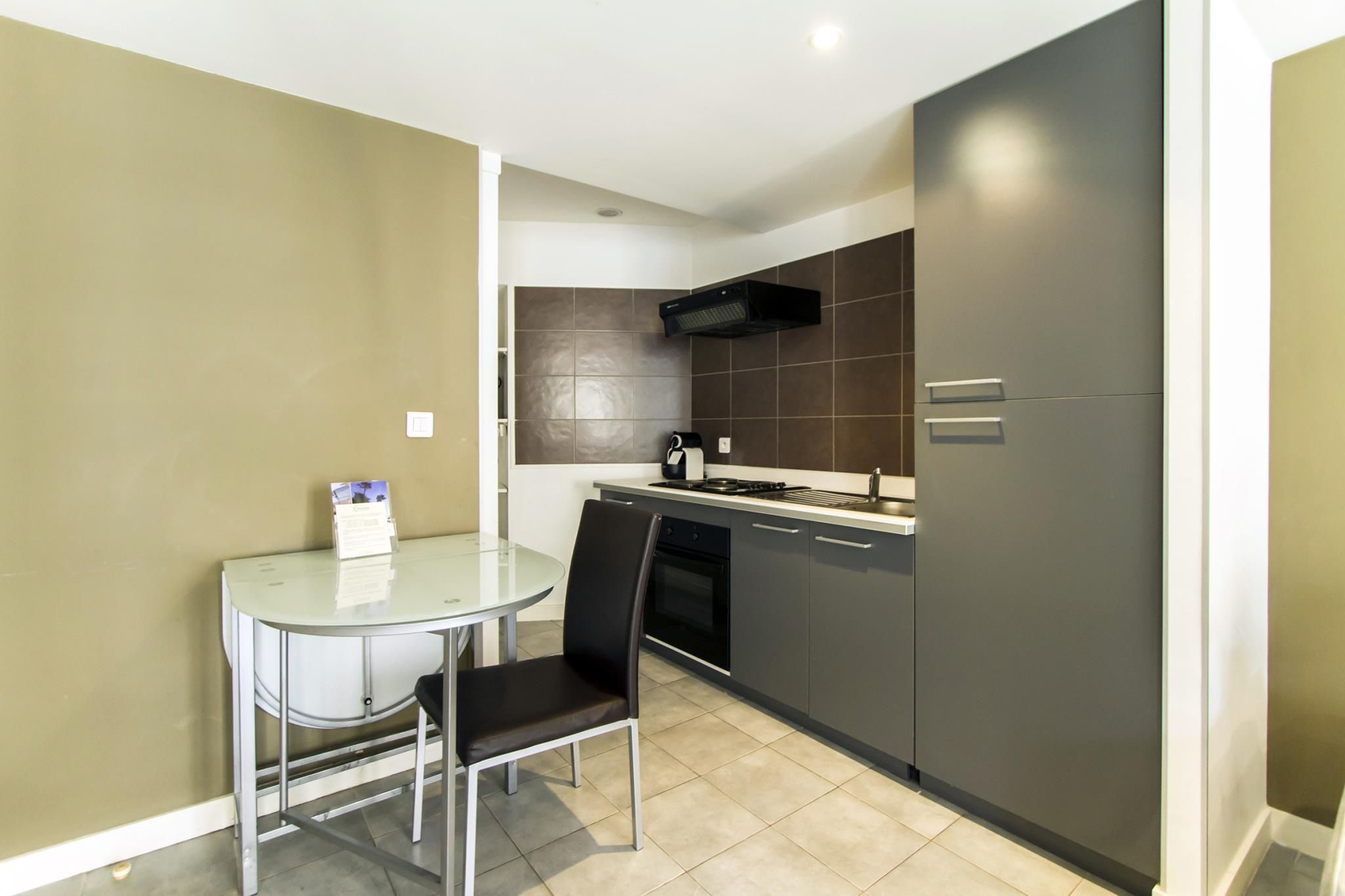 Florella Achard Residence 1 Bedroom Apartment (4 Adults) 3