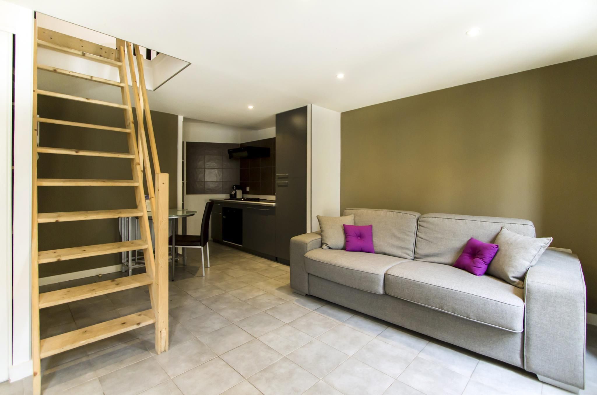 Florella Achard Residence 1 Bedroom Apartment (4 Adults) 2