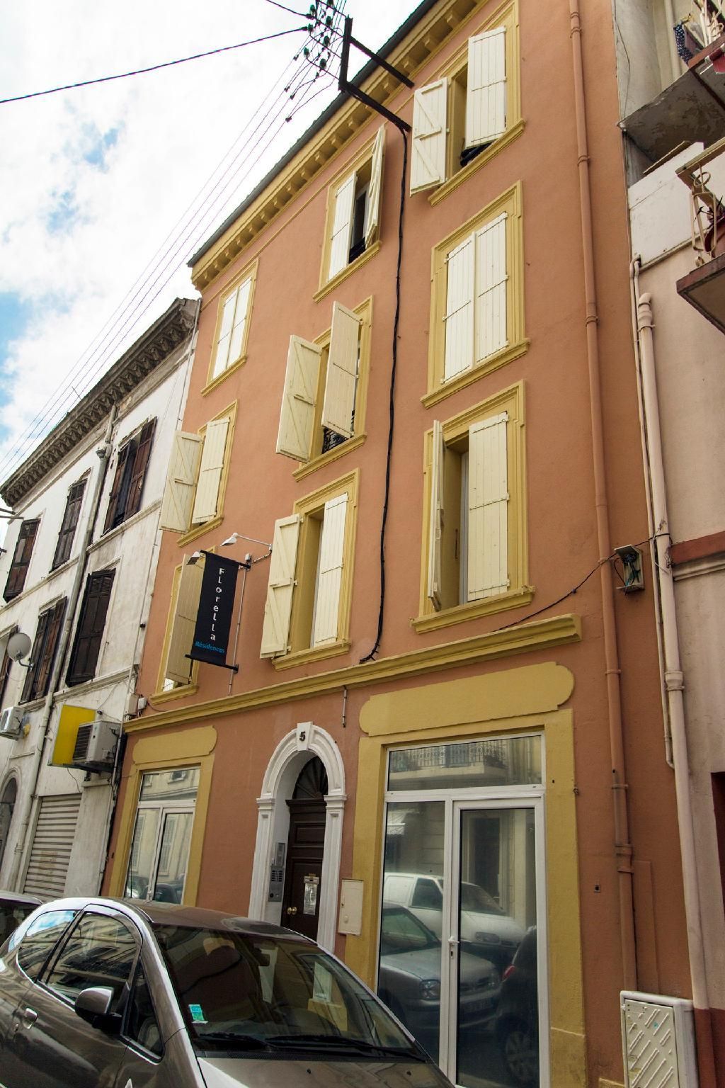 Florella Achard Residence