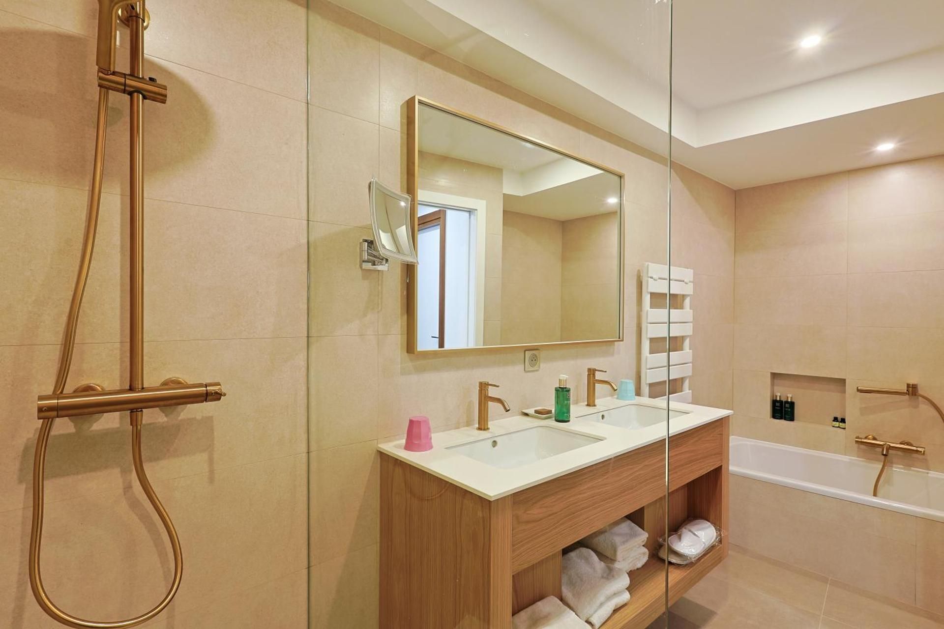 Privilege Single Room with Terrace