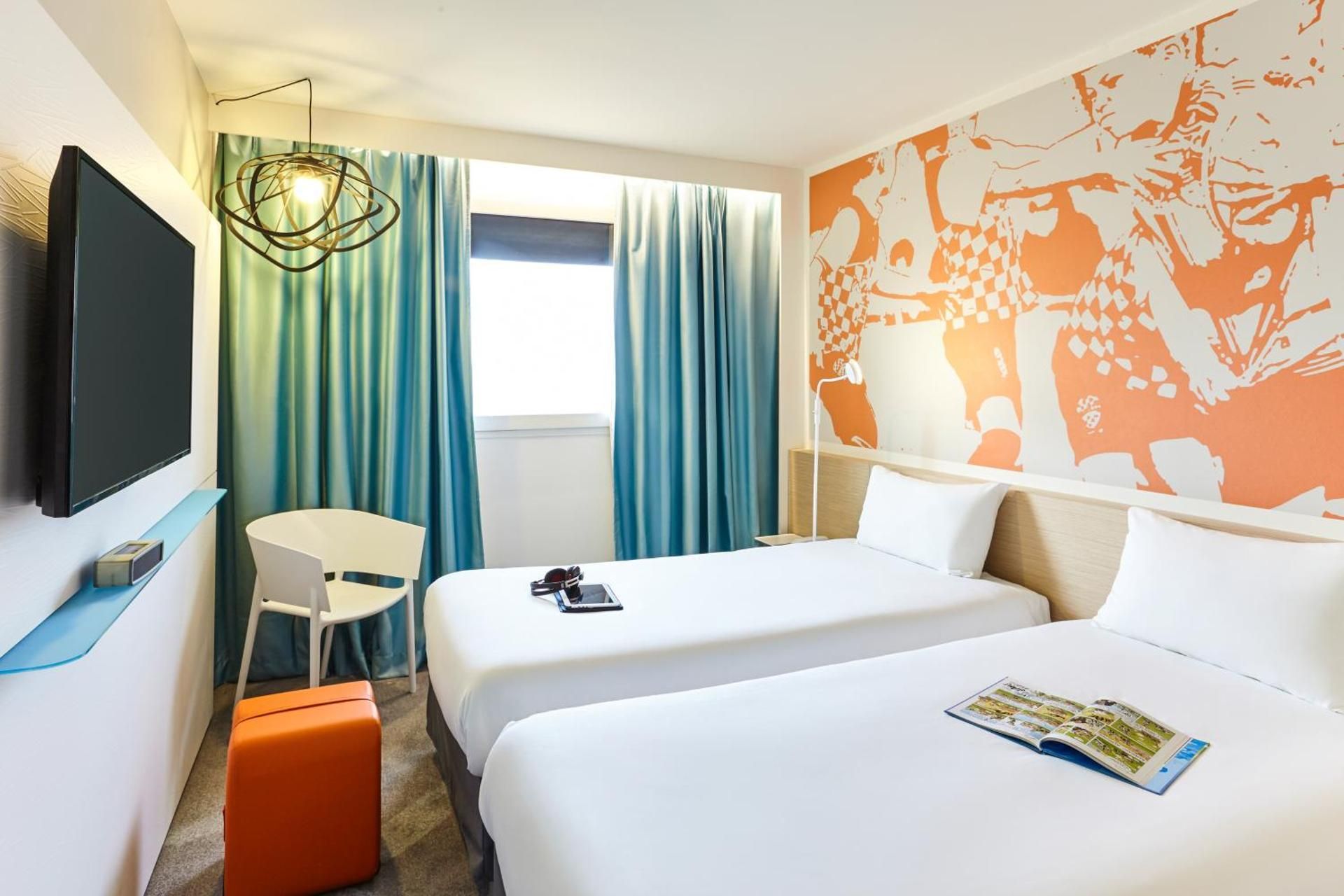 Standard Room with twin beds