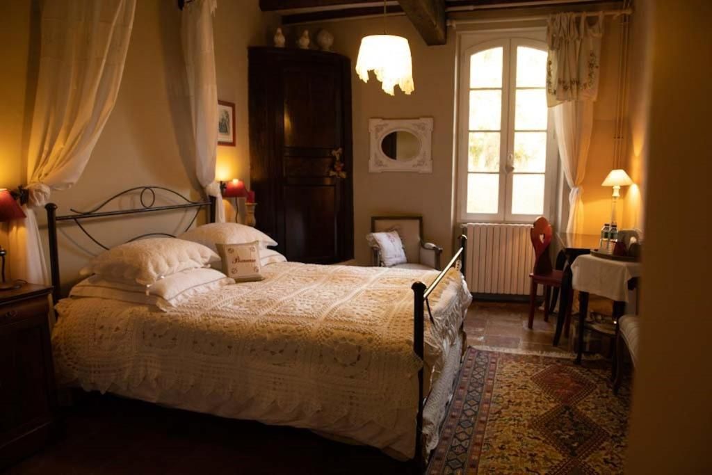 Double Room with Shared Bathroom